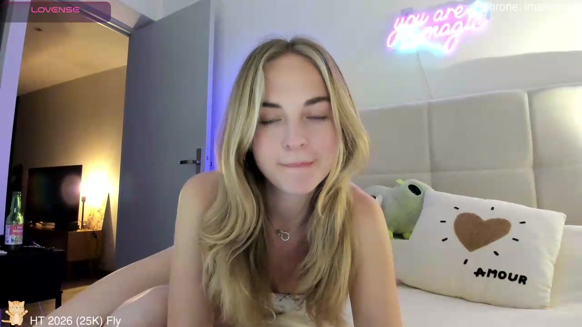 Gallery image thumbnail from BdayAlien's myfreecams stream on, 06/19/2026, 21:04 image 10 of 20