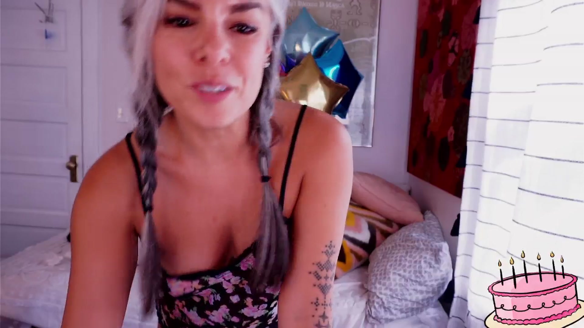 Gallery image thumbnail from BdayApril's myfreecams stream on, 09/13/2025, 19:05 image 17 of 20