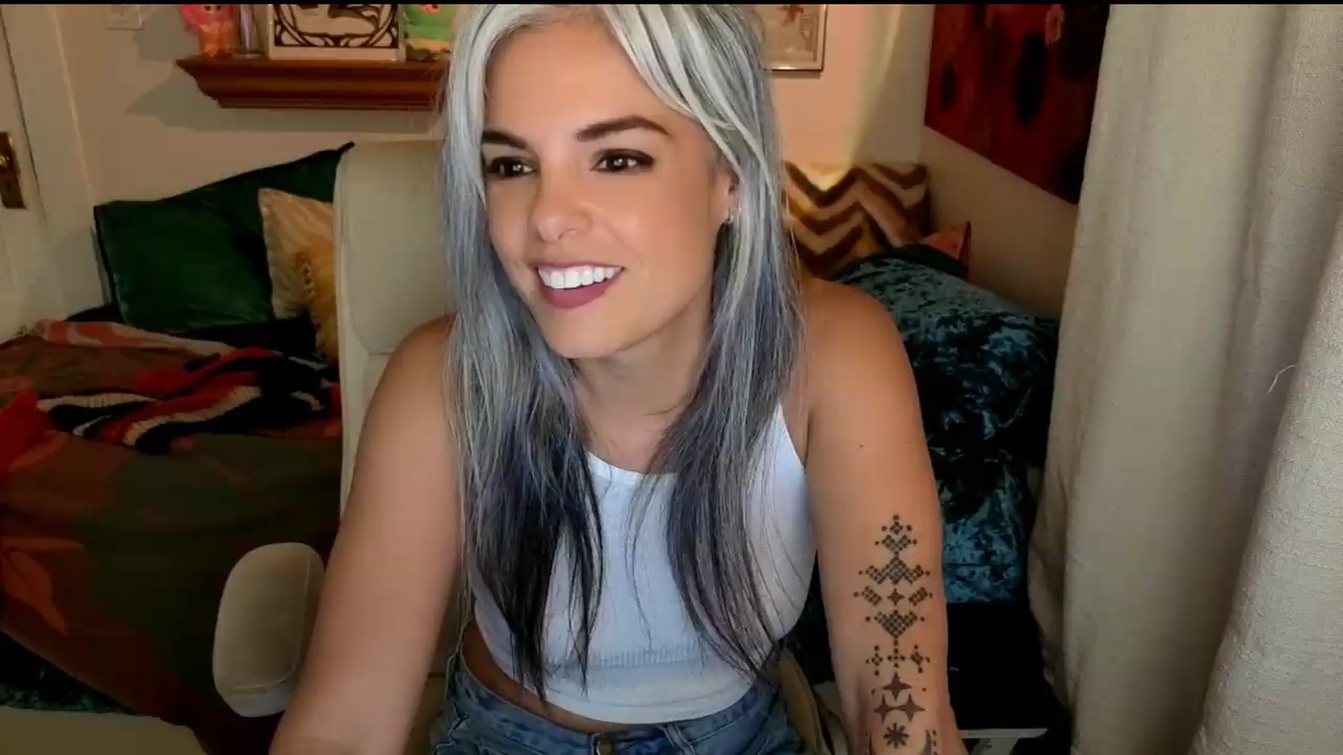 Gallery image thumbnail from BdayApril's myfreecams stream on, 09/20/2026, 02:54 image 7 of 20