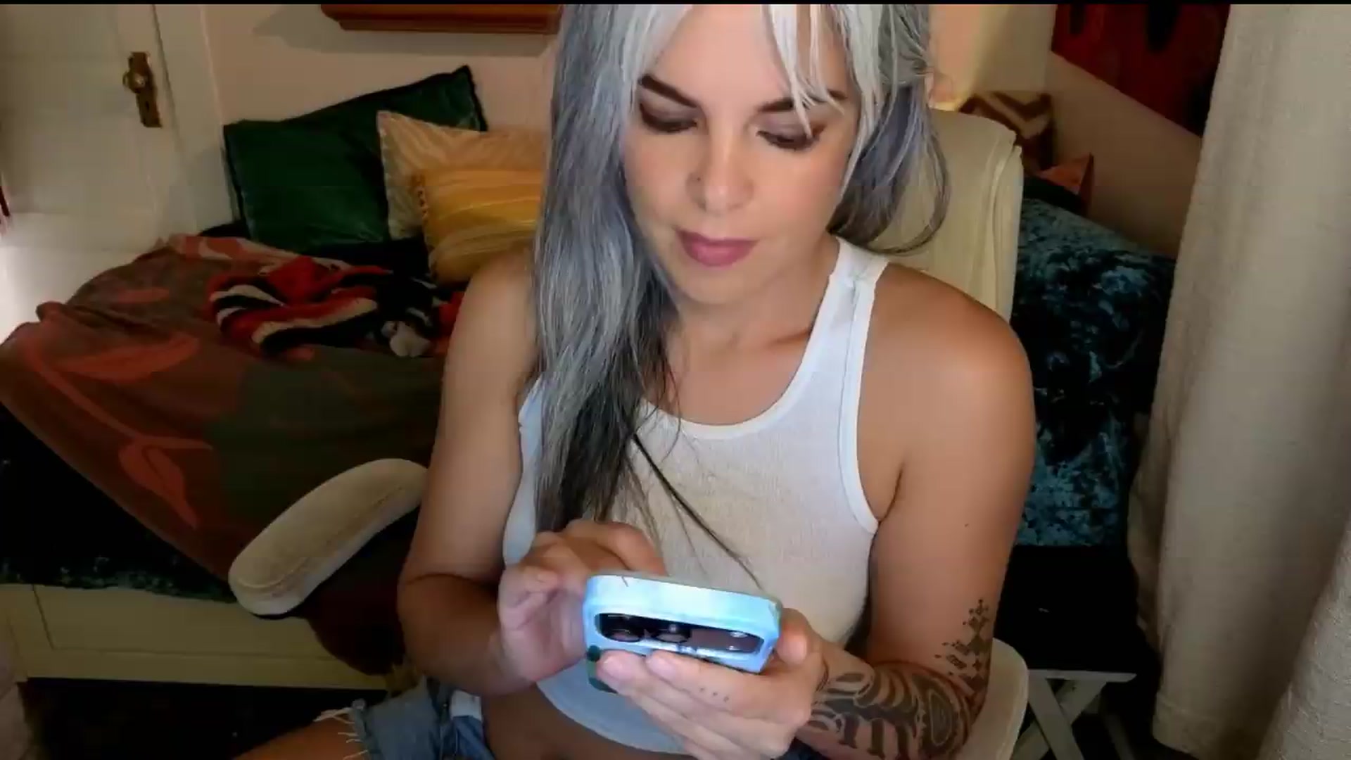 Gallery image thumbnail from BdayApril's myfreecams stream on, 09/20/2026, 02:54 image 1 of 20