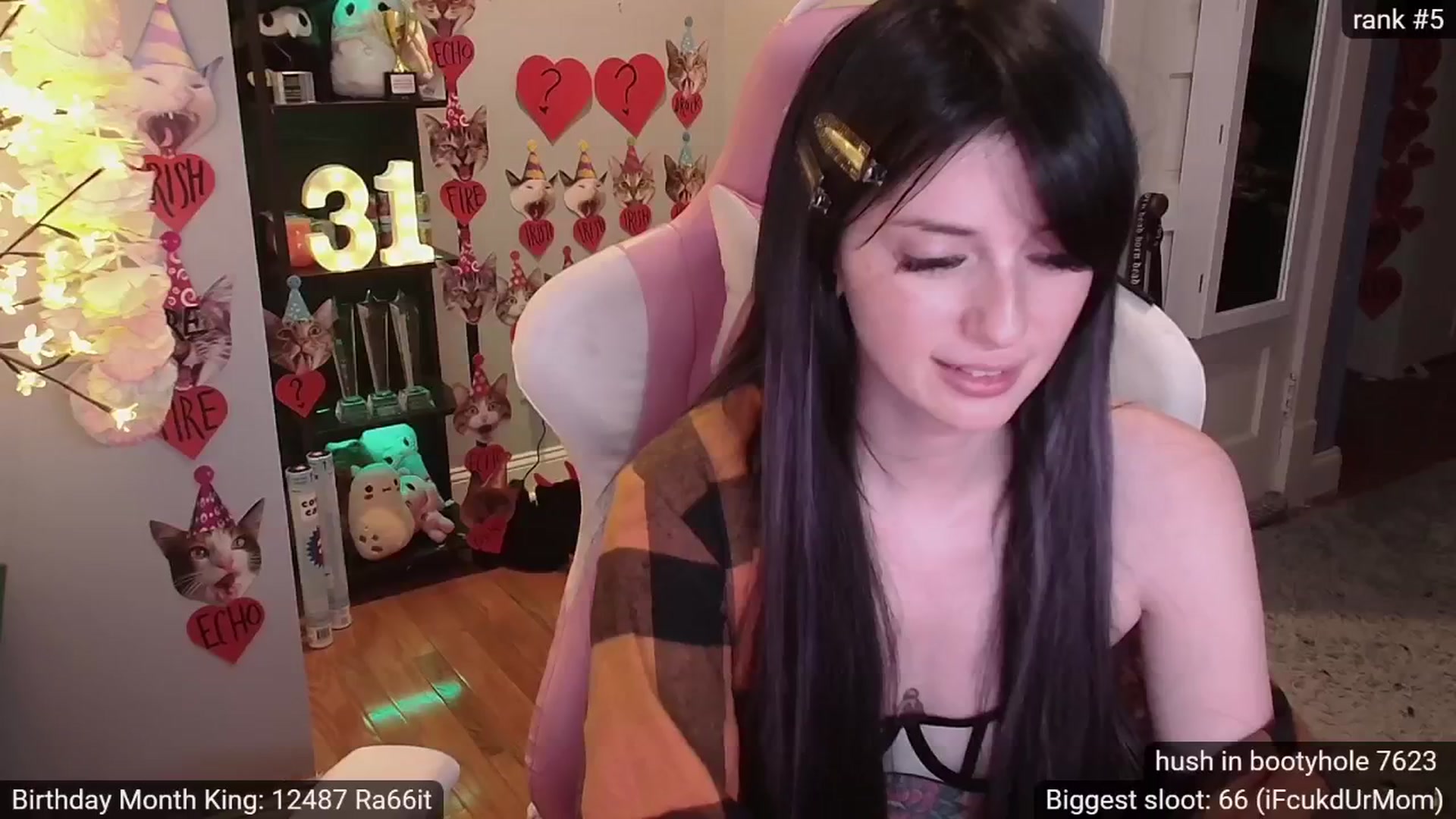 Gallery image thumbnail from BdayAriel's myfreecams stream on, 06/13/2024, 03:44 image 6 of 20