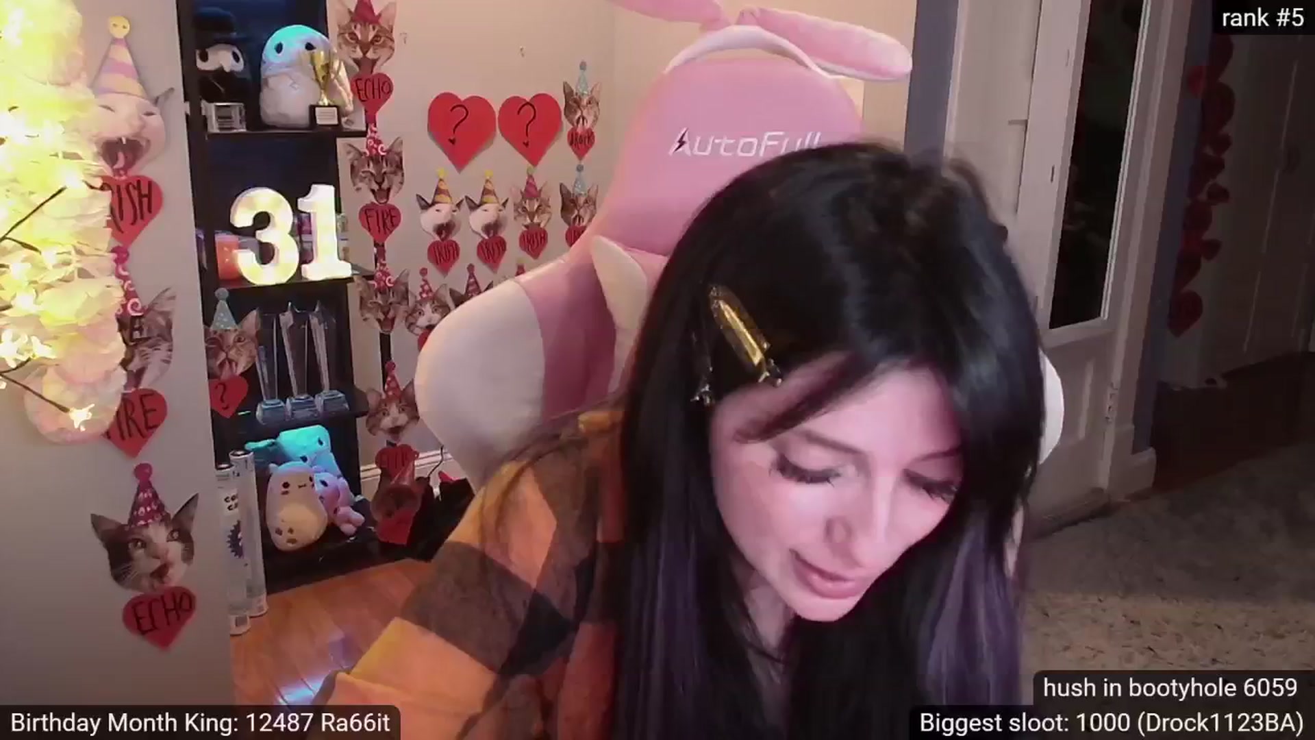 Gallery image thumbnail from BdayAriel's myfreecams stream on, 06/13/2024, 03:44 image 11 of 20