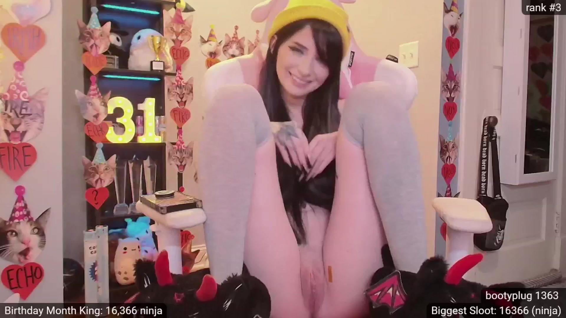 Gallery image thumbnail from BdayAriel's myfreecams stream on, 06/14/2024, 04:02 image 12 of 20