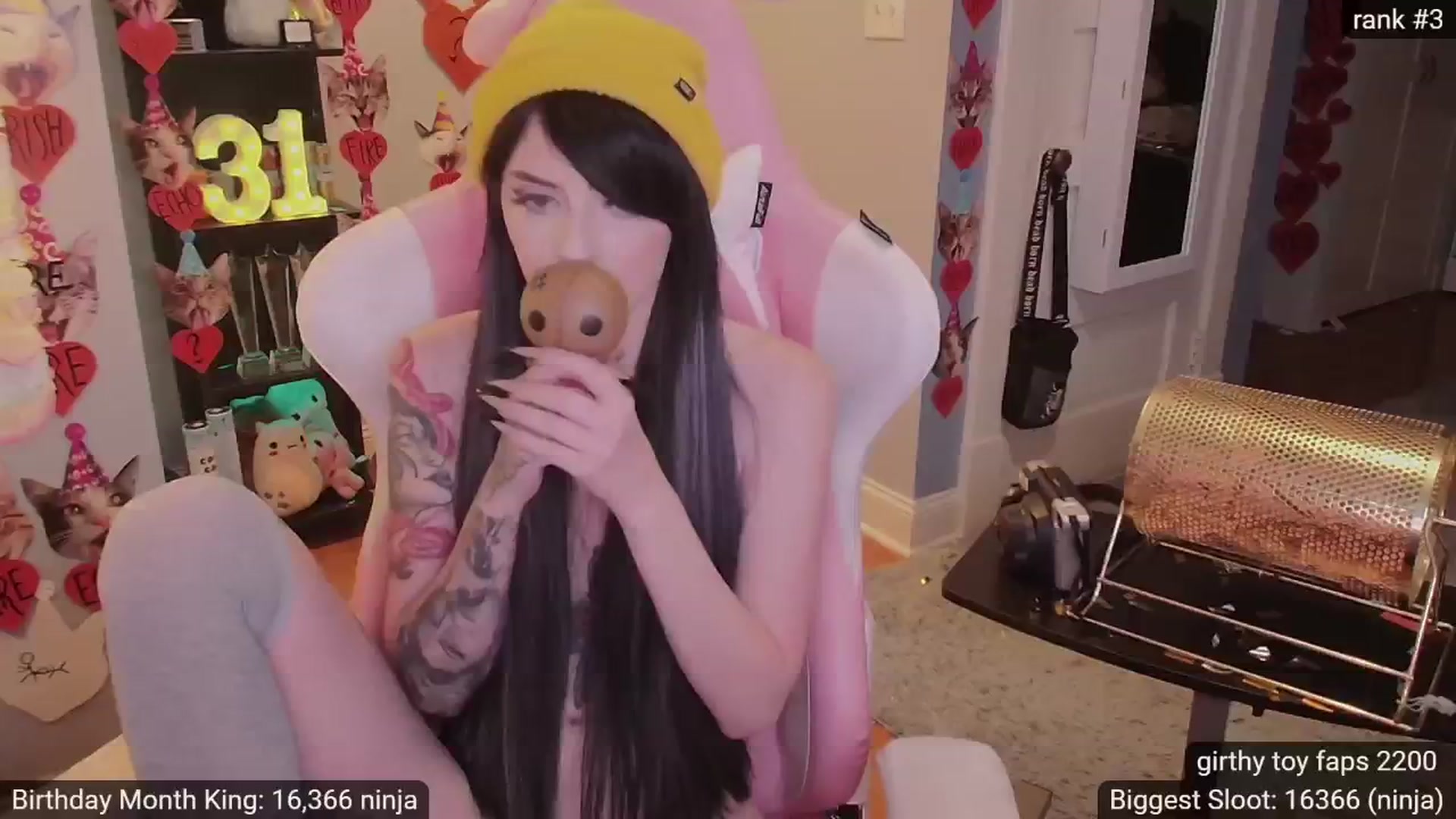 Gallery image thumbnail from BdayAriel's myfreecams stream on, 06/14/2024, 04:02 image 20 of 20