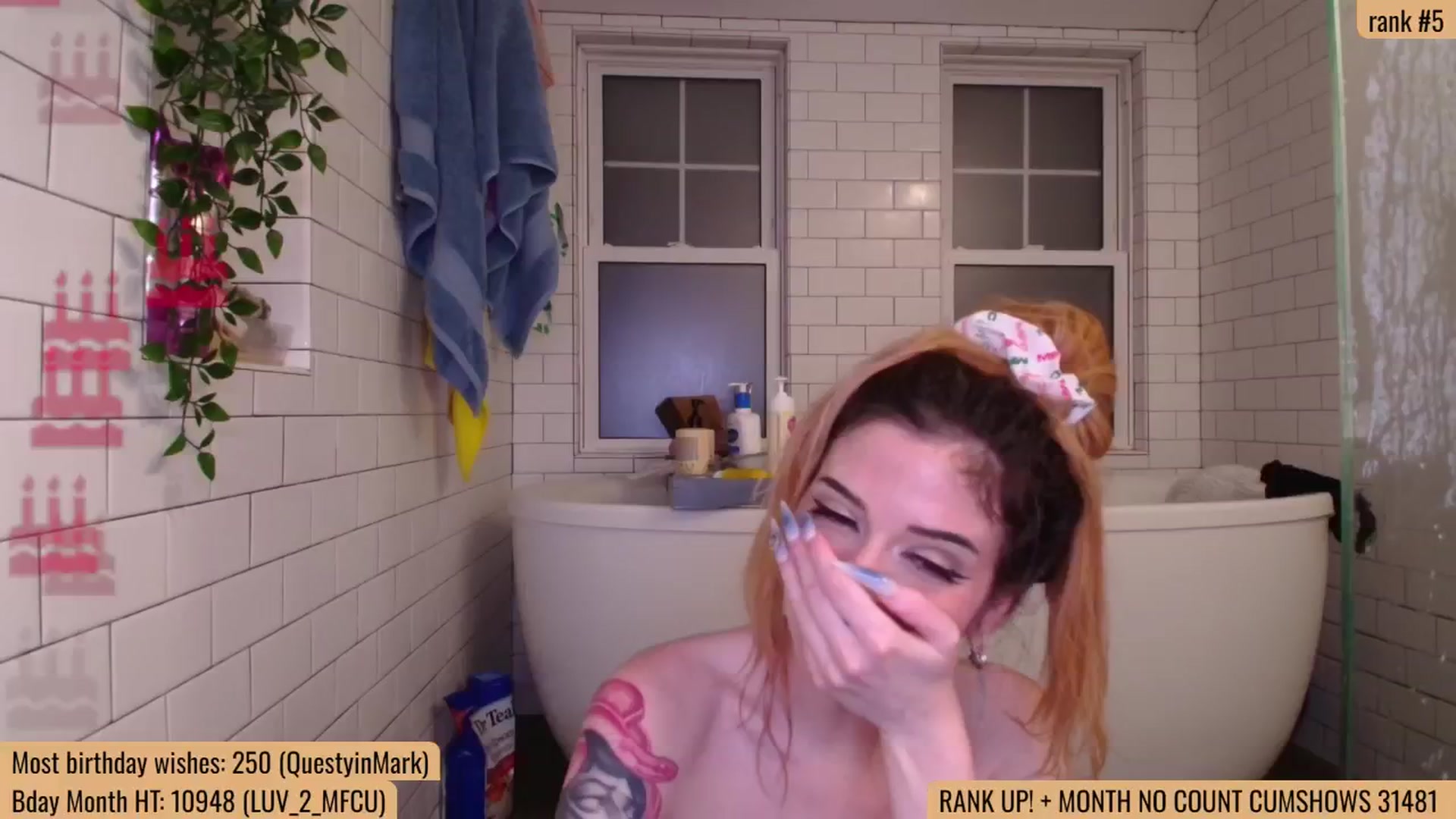 Gallery image thumbnail from BdayAriel's myfreecams stream on, 06/08/2025, 07:34 image 18 of 20