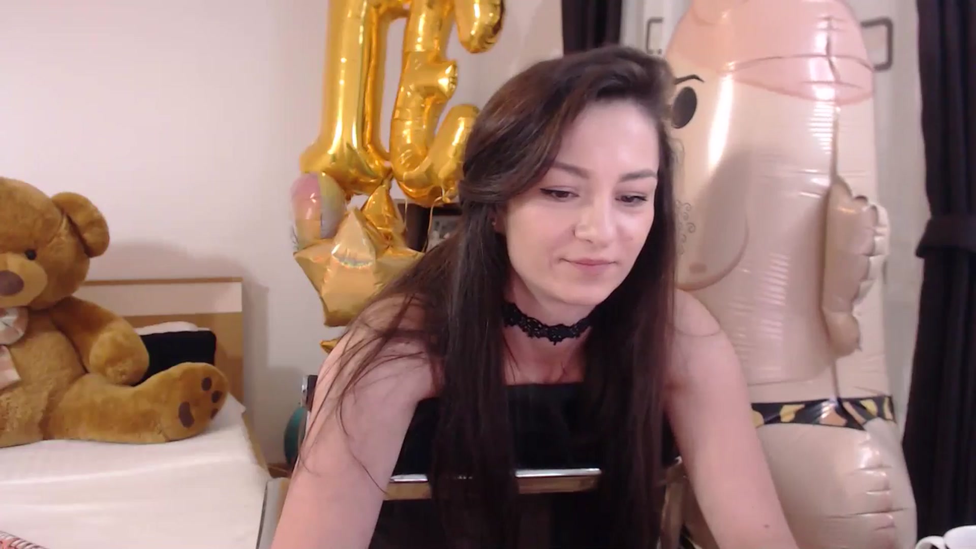 Gallery image thumbnail from BdayBell's myfreecams stream on, 05/09/2024, 22:02 image 18 of 20