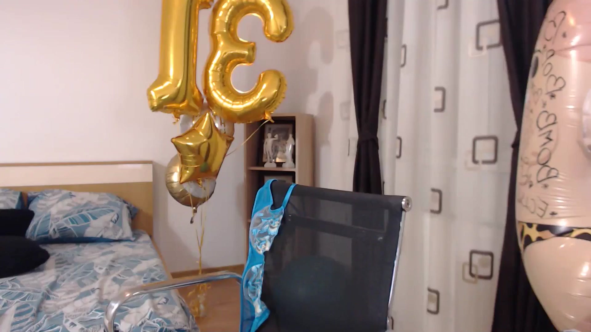 Gallery image thumbnail from BdayBell's myfreecams stream on, 05/11/2024, 01:13 image 13 of 20