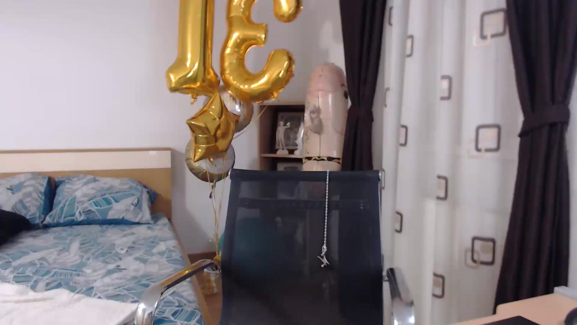 Gallery image thumbnail from BdayBell's myfreecams stream on, 05/12/2024, 22:55 image 14 of 20