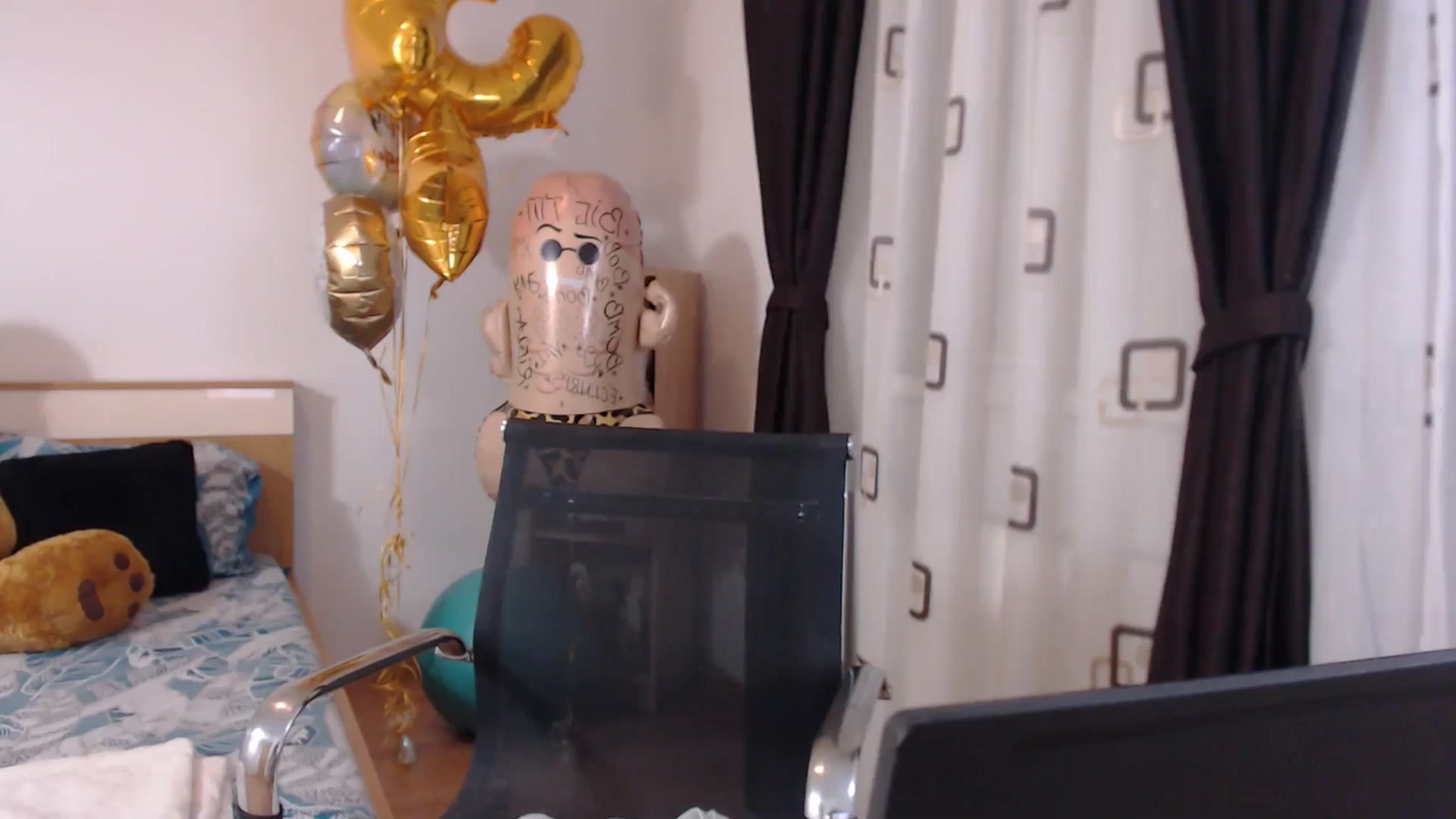 Gallery image thumbnail from BdayBell's myfreecams stream on, 05/15/2024, 23:34 image 5 of 20