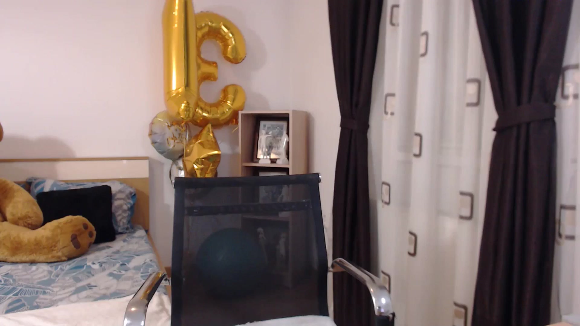 Gallery image thumbnail from BdayBell's myfreecams stream on, 05/18/2024, 23:12 image 20 of 20