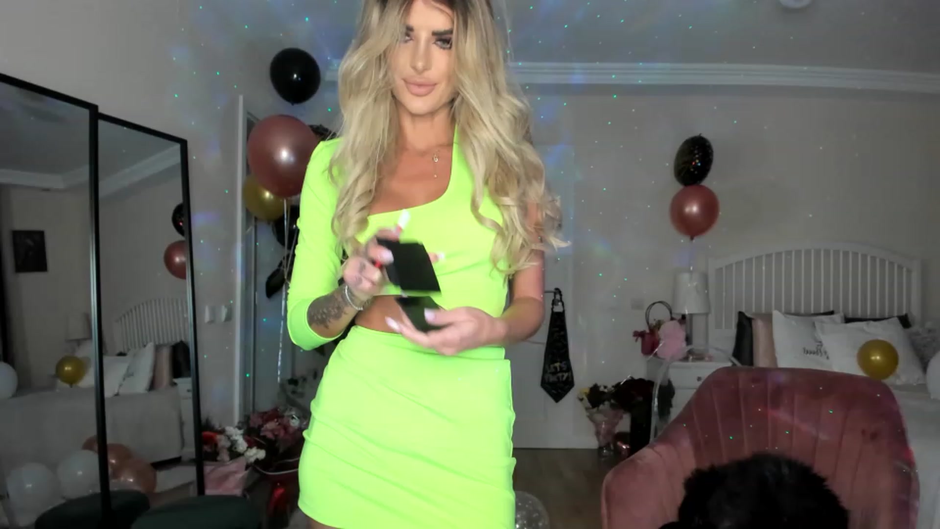 Gallery image thumbnail from BdayBellaa's myfreecams stream on, 04/01/2023, 22:02 image 18 of 20