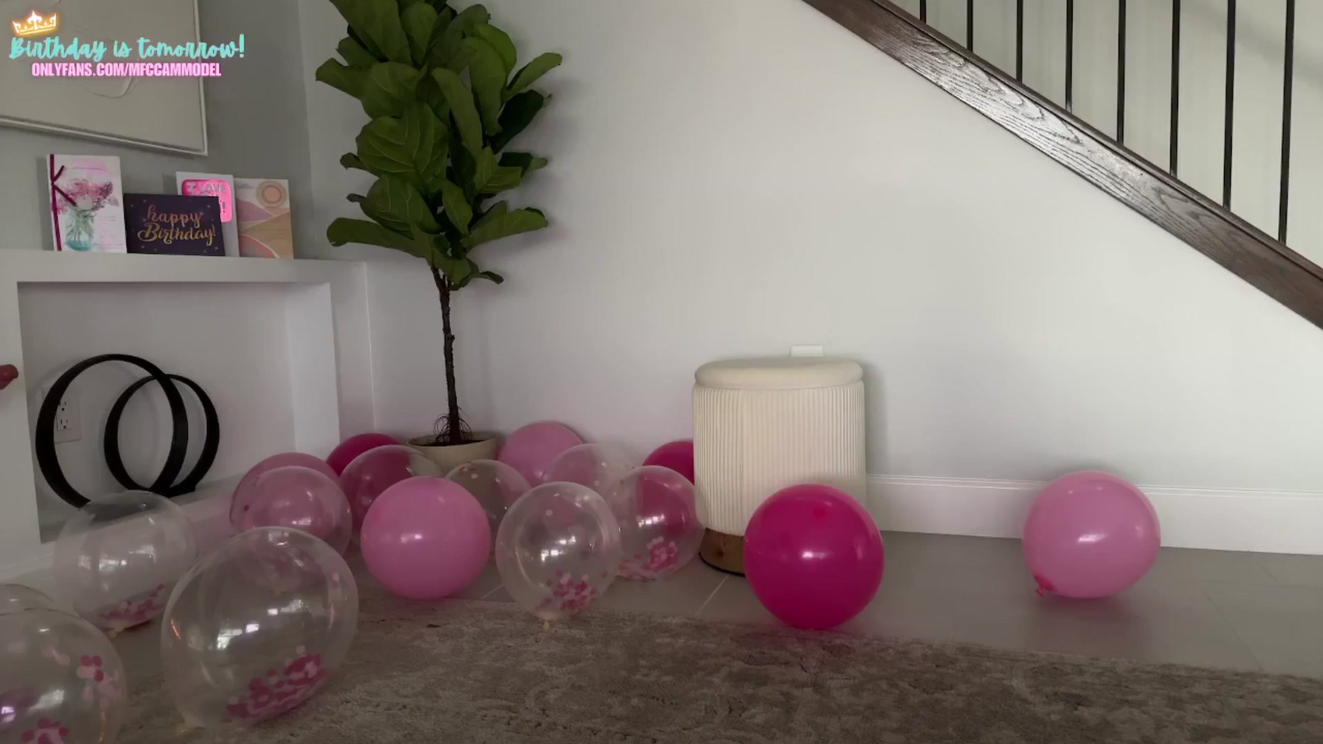 Gallery image thumbnail from BdayCheeks's myfreecams stream on, 07/14/2024, 23:41 image 10 of 20