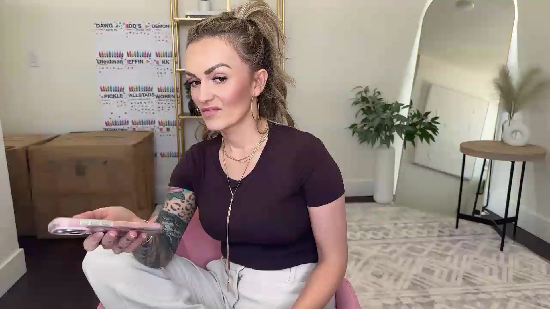 Gallery image thumbnail from BdayCheeks's myfreecams stream on, 07/01/2026, 22:54 image 17 of 20