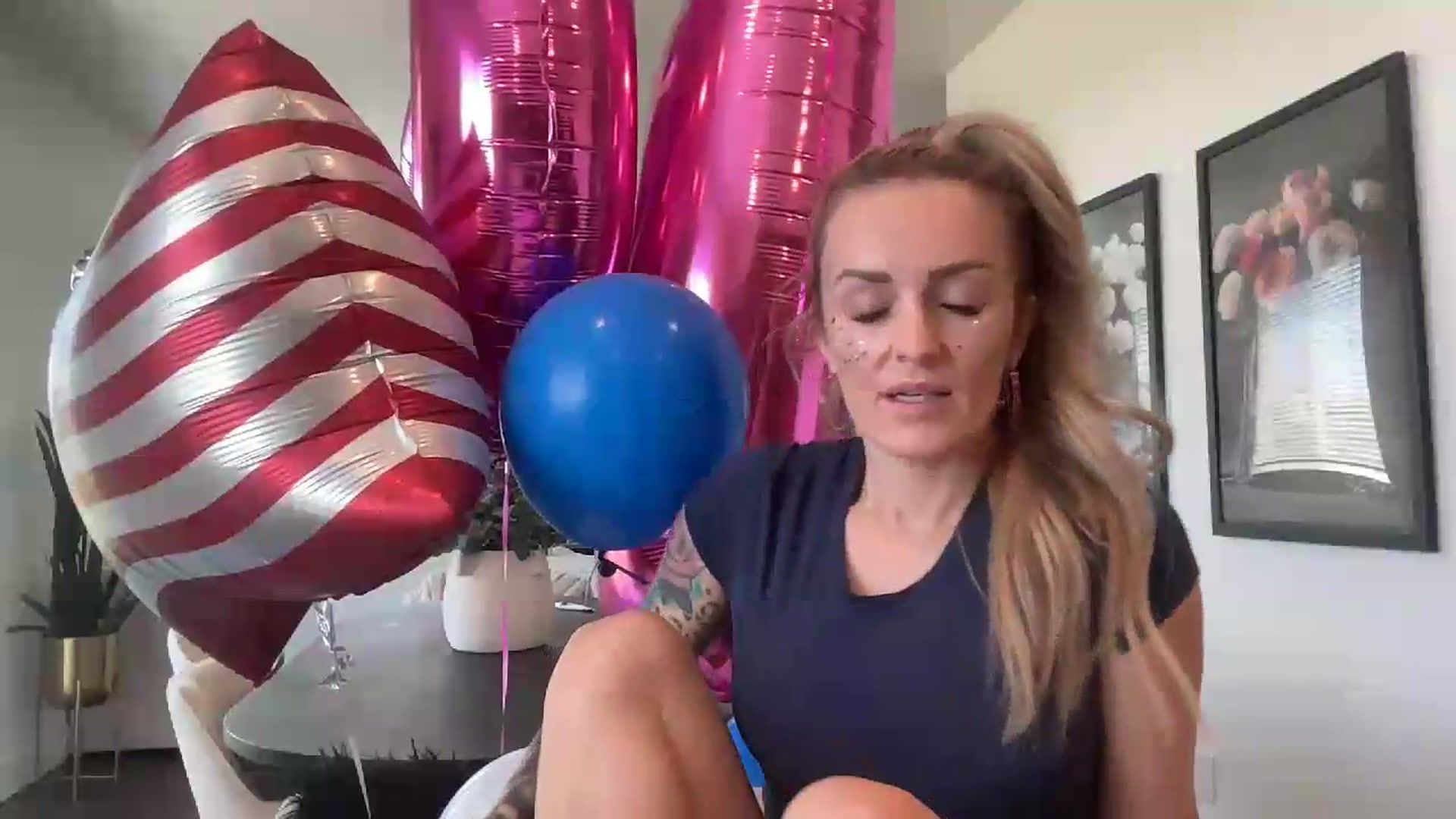 Gallery image thumbnail from BdayCheeks's myfreecams stream on, 07/04/2026, 20:28 image 10 of 20