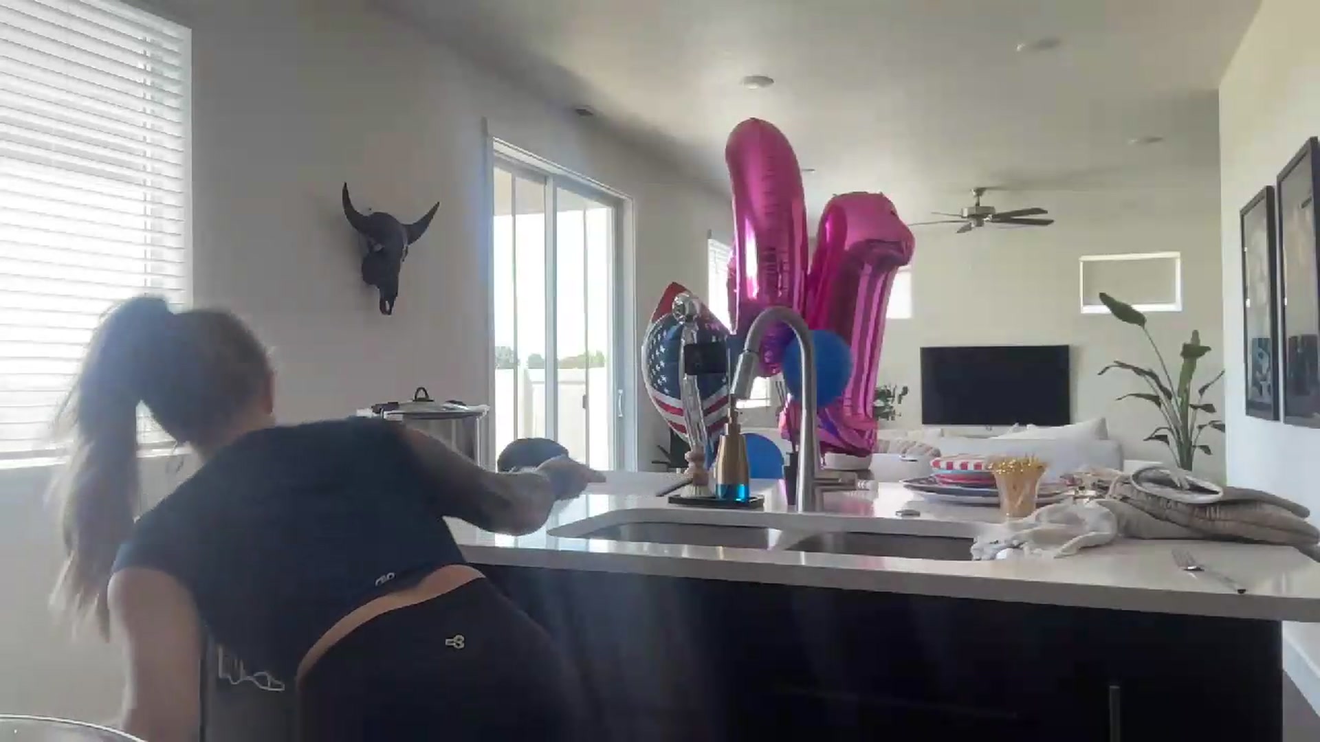 Gallery image thumbnail from BdayCheeks's myfreecams stream on, 07/04/2026, 20:28 image 5 of 20