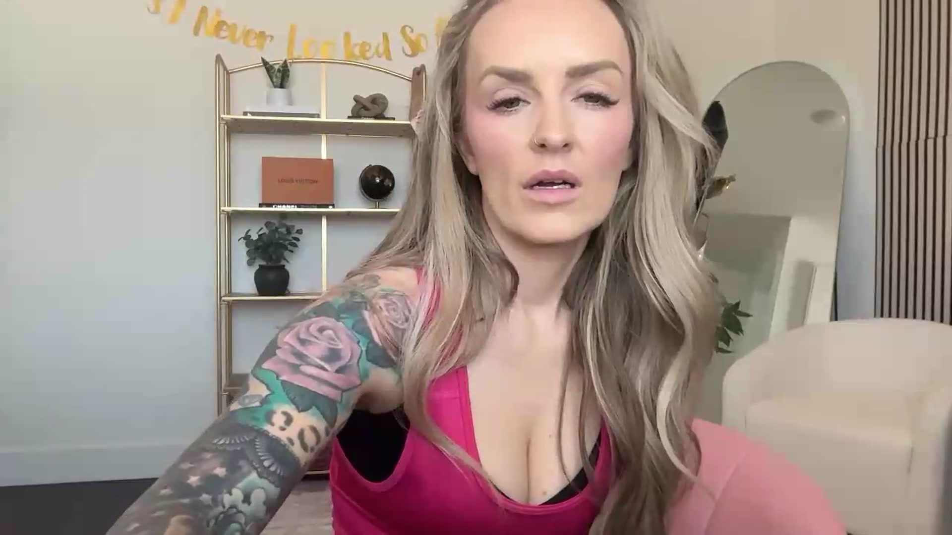Gallery image thumbnail from BdayCheeks's myfreecams stream on, 07/17/2026, 22:51 image 3 of 20