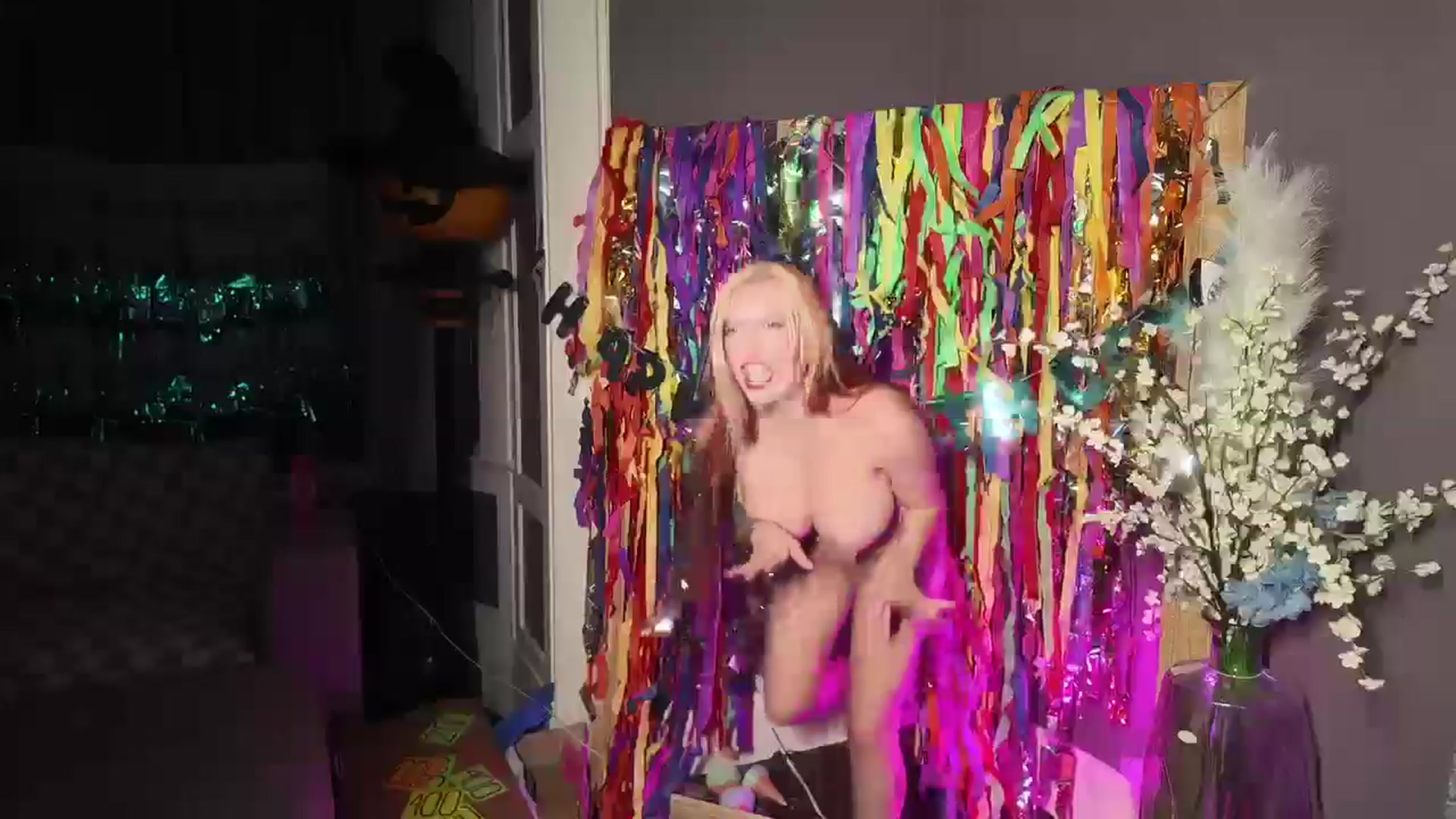 Gallery image thumbnail from BdayCubbi's myfreecams stream on, 06/22/2024, 06:34 image 2 of 20