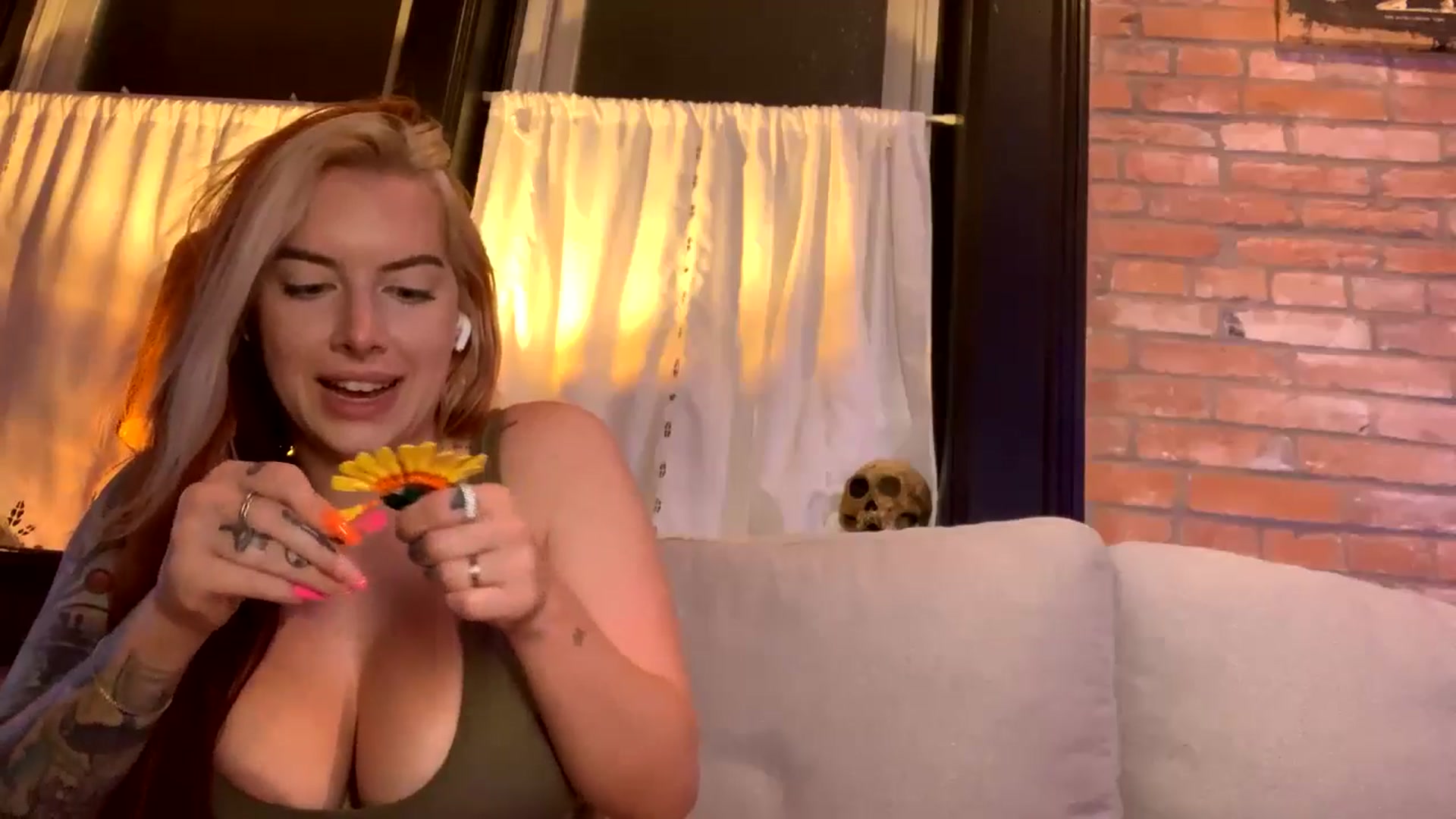 Gallery image thumbnail from BdayCubbi's myfreecams stream on, 07/01/2024, 05:42 image 3 of 20