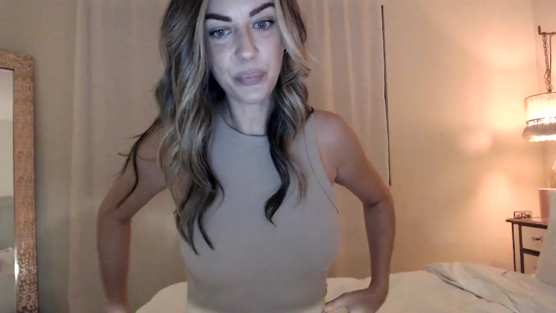 Gallery image thumbnail from BdayDani's myfreecams stream on, 12/03/2023, 01:32 image 15 of 20