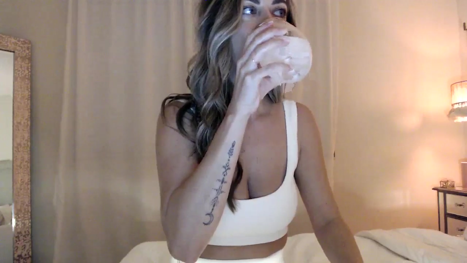 Gallery image thumbnail from BdayDani's myfreecams stream on, 12/05/2023, 03:27 image 11 of 20