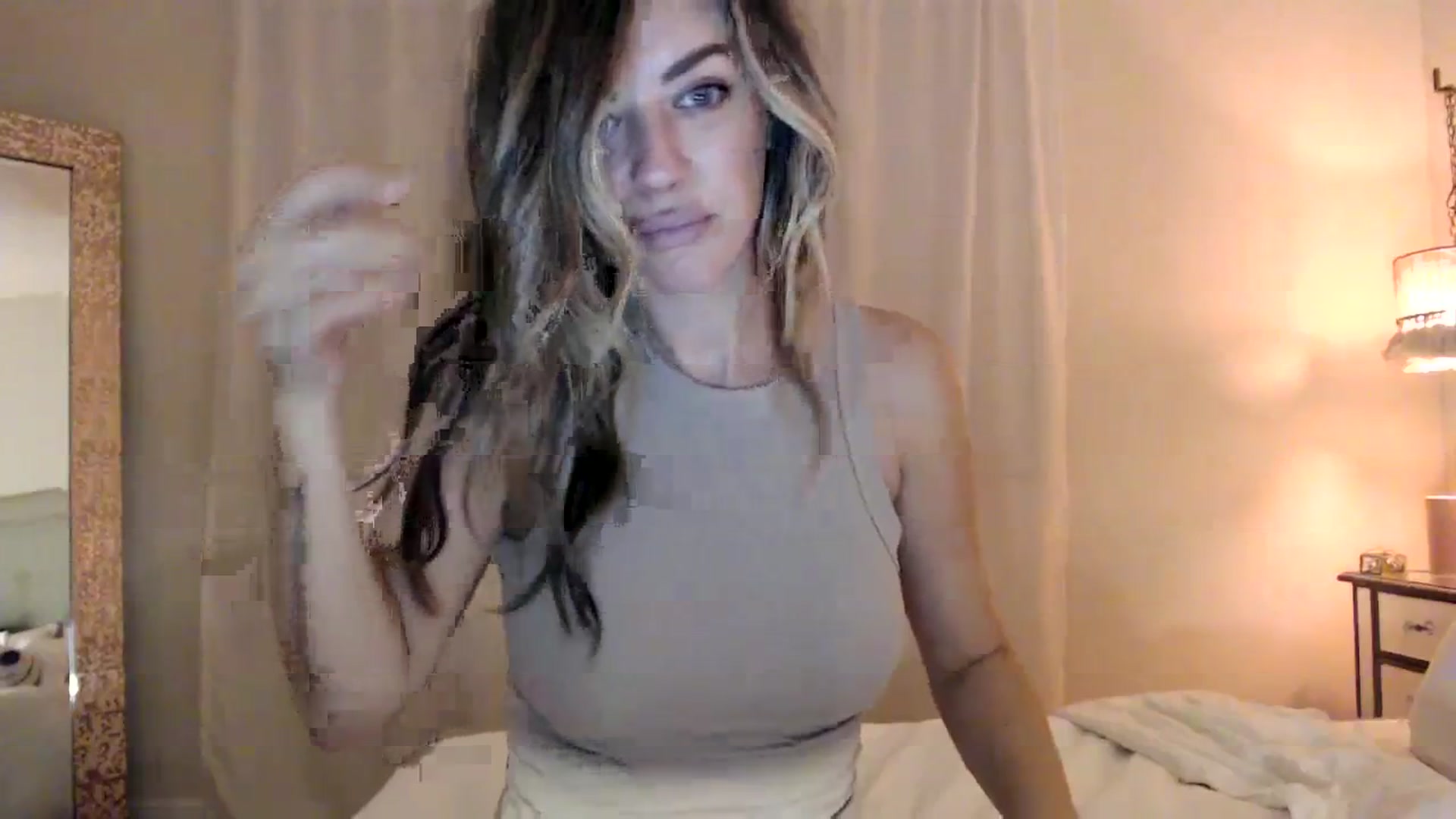 Gallery image thumbnail from BdayDani's myfreecams stream on, 12/06/2023, 04:00 image 19 of 20