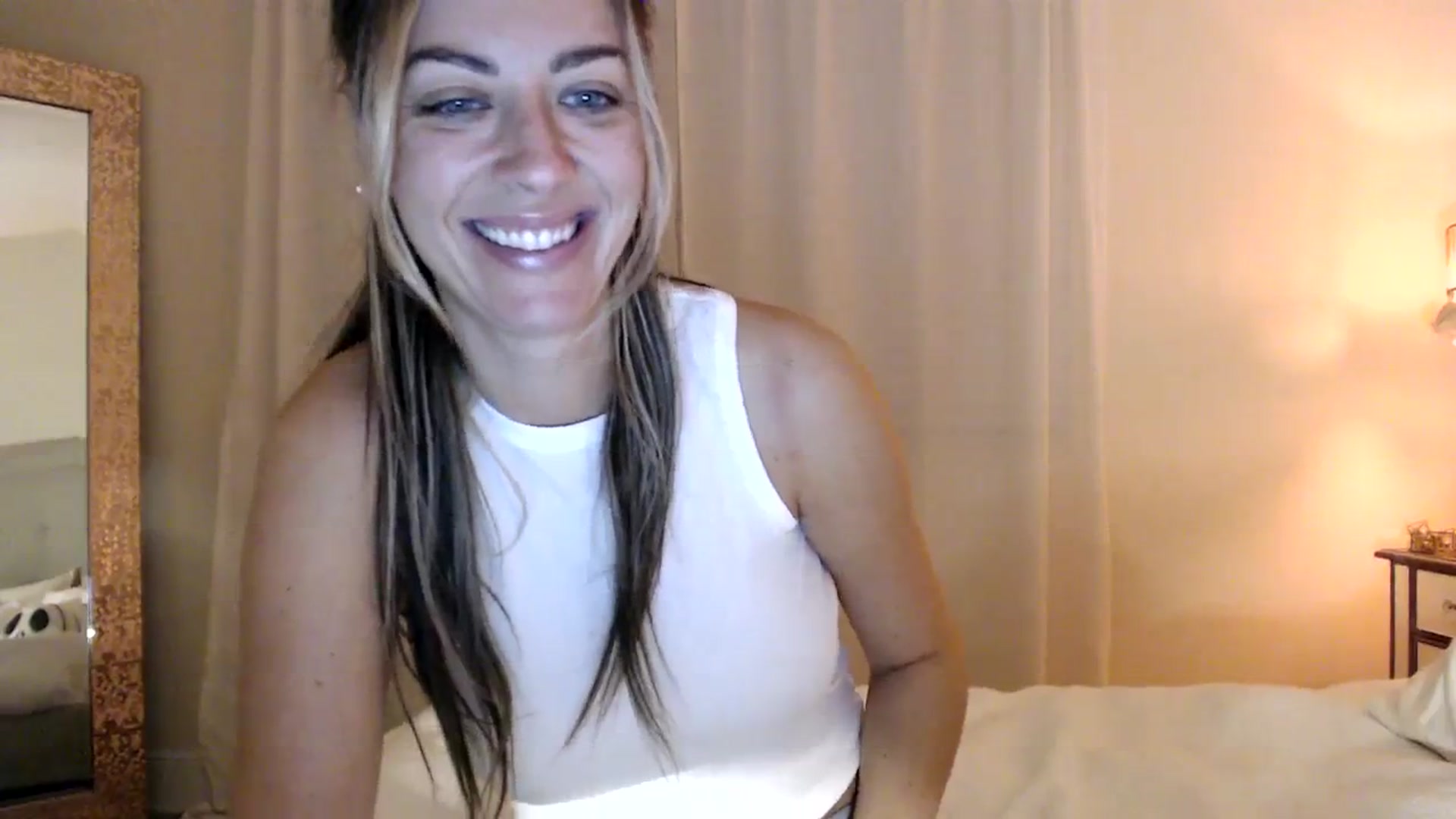 Gallery image thumbnail from BdayDani's myfreecams stream on, 12/31/2023, 07:30 image 2 of 20
