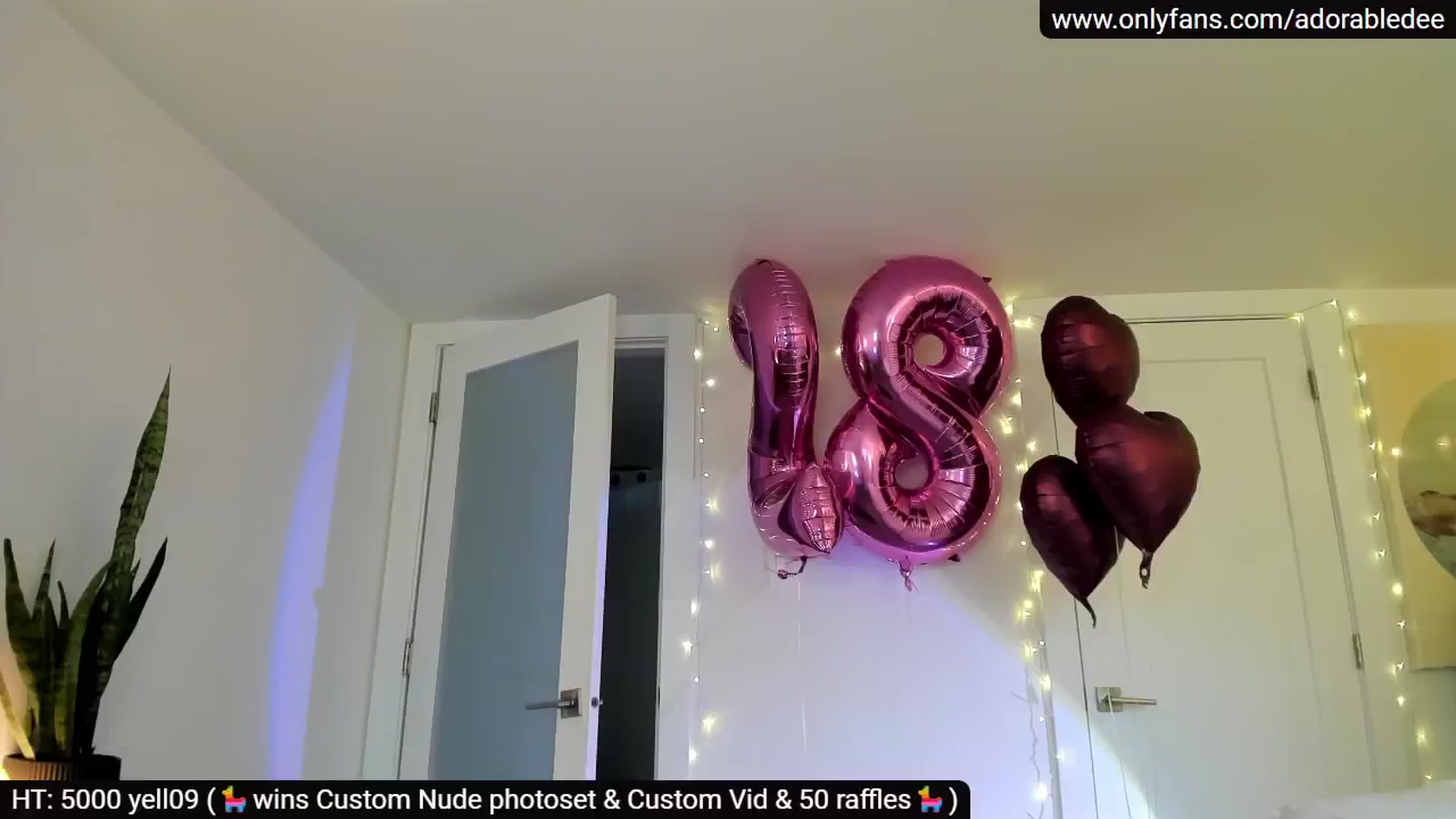 Gallery image thumbnail from BdayDee's myfreecams stream on, 09/24/2024, 23:53 image 18 of 20