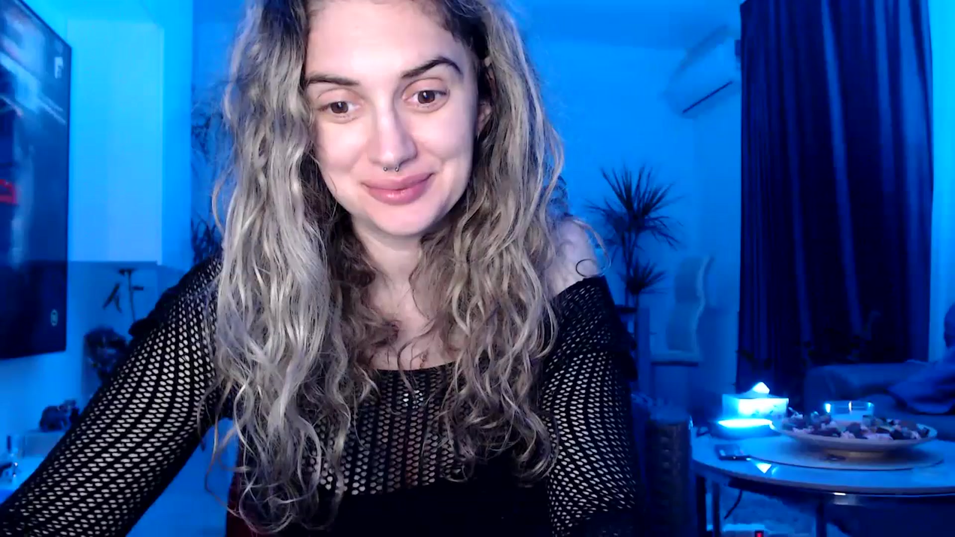 Gallery image thumbnail from BdayDivinna's myfreecams stream on, 06/01/2025, 23:22 image 1 of 20