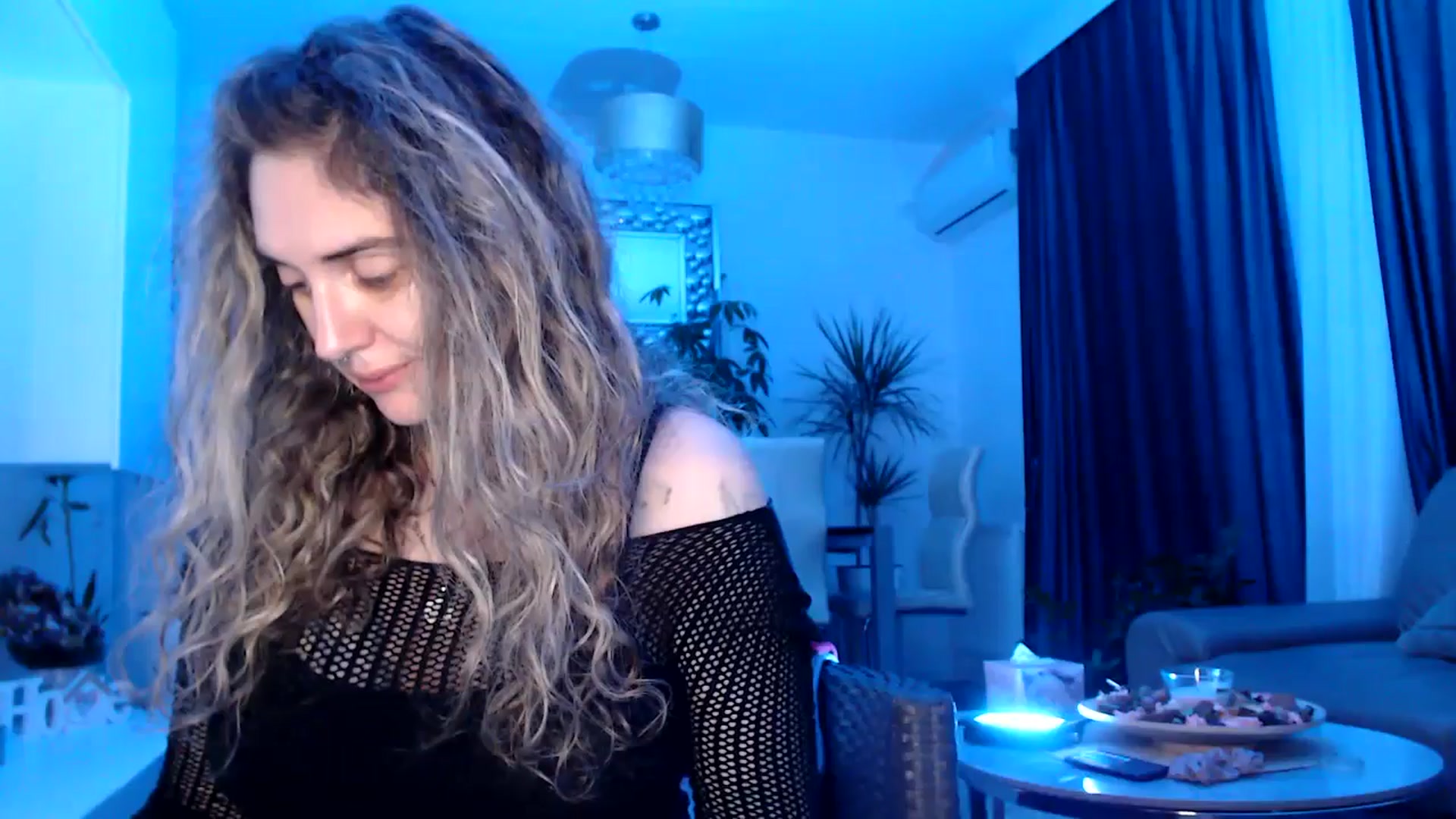 Gallery image thumbnail from BdayDivinna's myfreecams stream on, 06/04/2025, 21:27 image 1 of 20