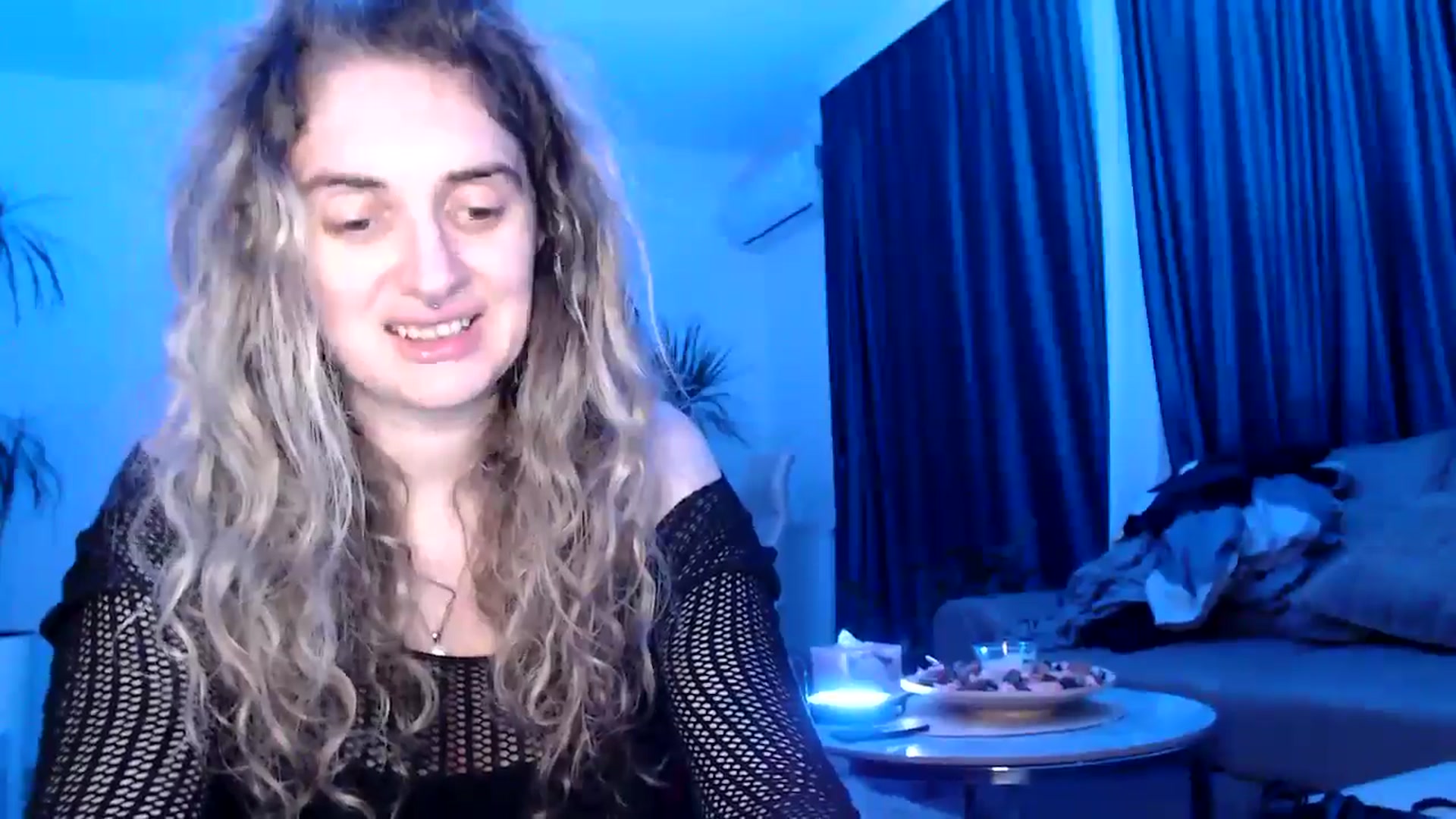 Gallery image thumbnail from BdayDivinna's myfreecams stream on, 06/07/2025, 24:38 image 16 of 20