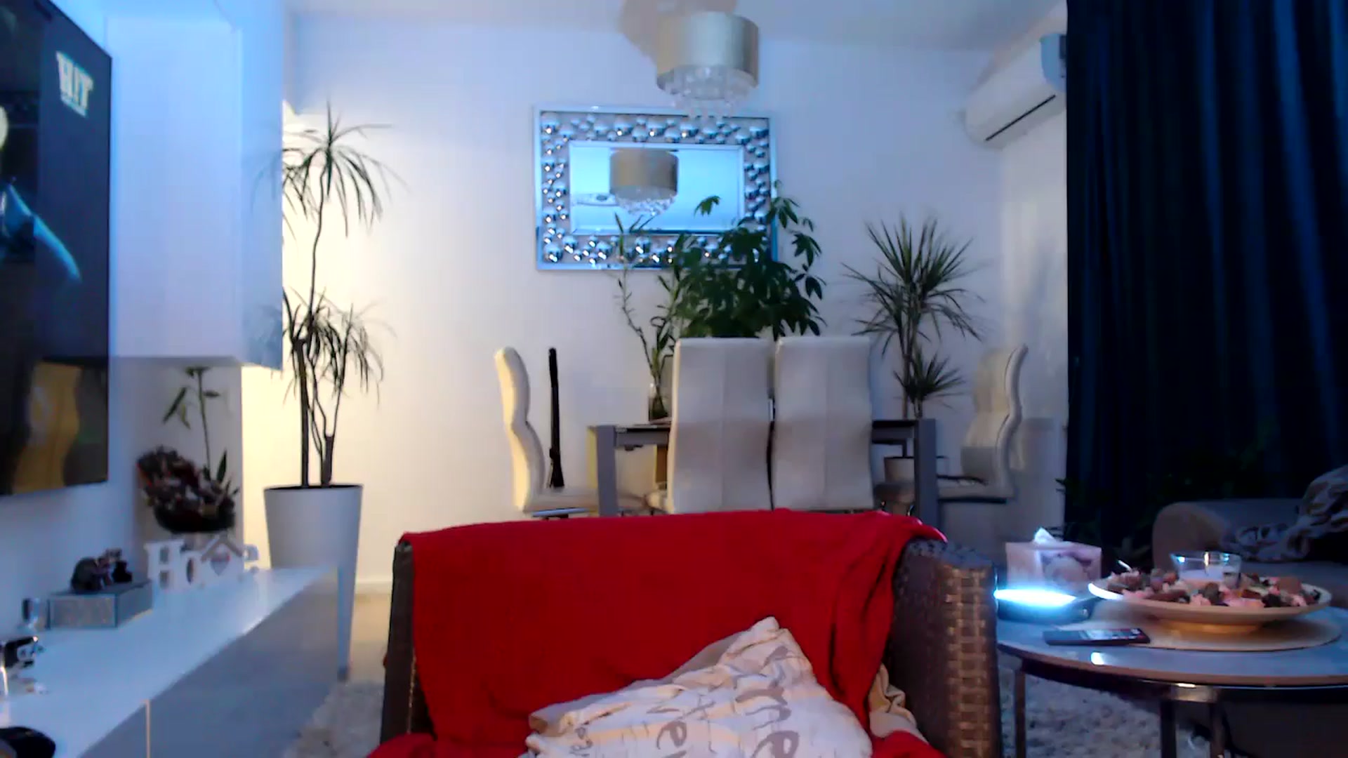 Gallery image thumbnail from BdayDivinna's myfreecams stream on, 06/07/2025, 24:38 image 11 of 20