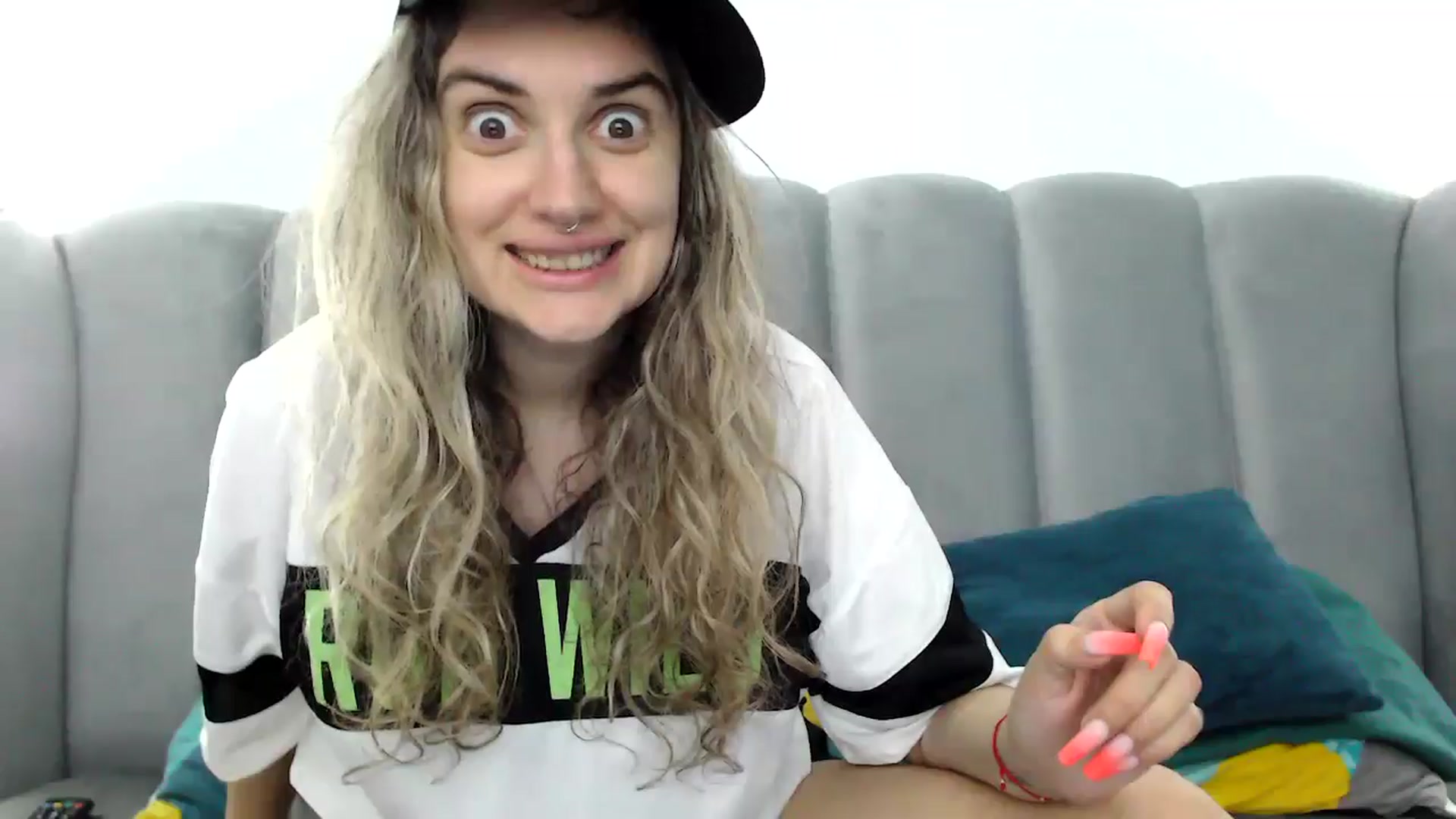 Gallery image thumbnail from BdayDivinna's myfreecams stream on, 06/10/2025, 02:21 image 3 of 20