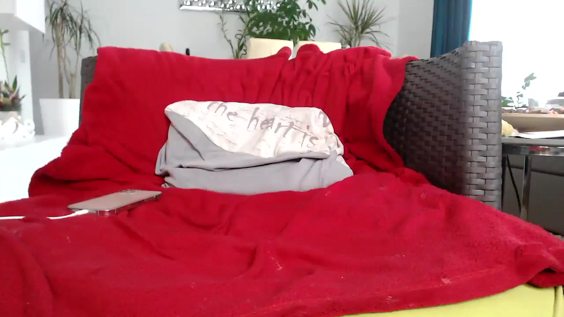 Gallery image thumbnail from BdayDivinna's myfreecams stream on, 06/18/2025, 06:22 image 12 of 20