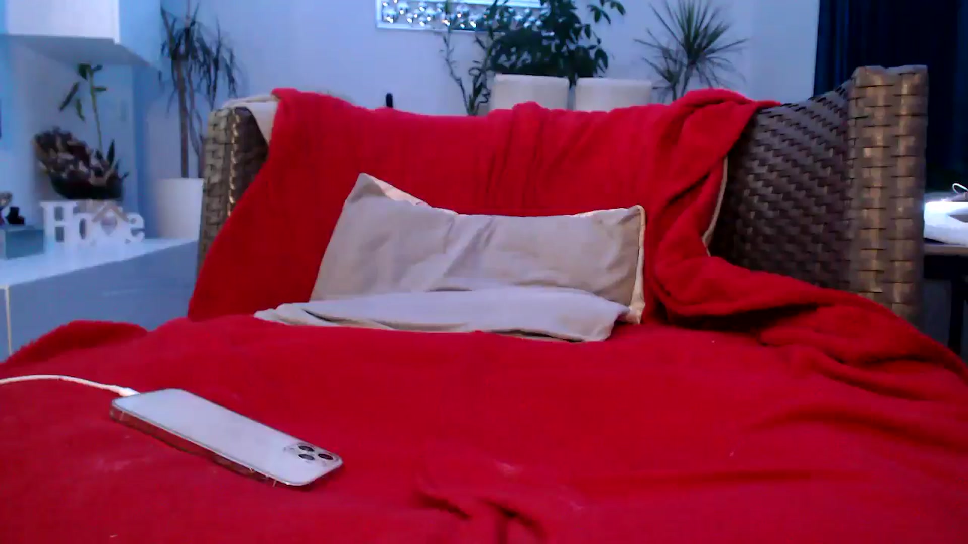 Gallery image thumbnail from BdayDivinna's myfreecams stream on, 06/20/2025, 24:01 image 5 of 20
