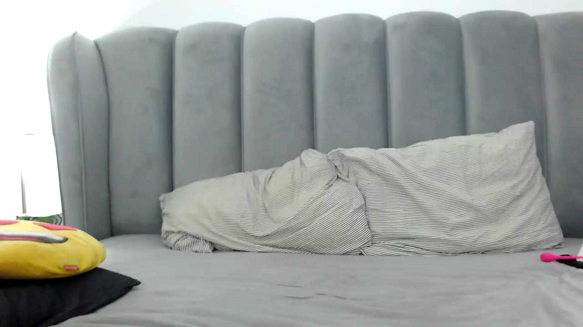 Gallery image thumbnail from BdayDivinna's myfreecams stream on, 06/30/2025, 21:40 image 7 of 20