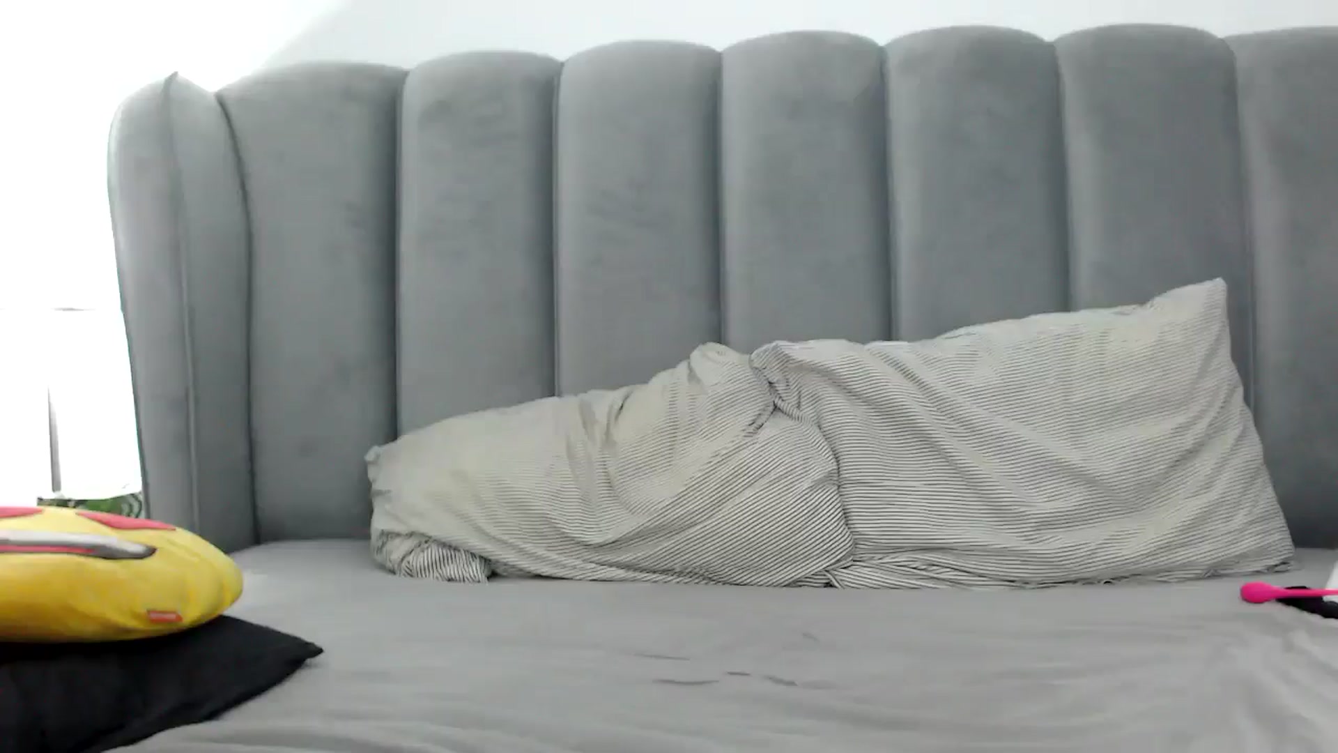 Gallery image thumbnail from BdayDivinna's myfreecams stream on, 06/30/2025, 21:40 image 8 of 20