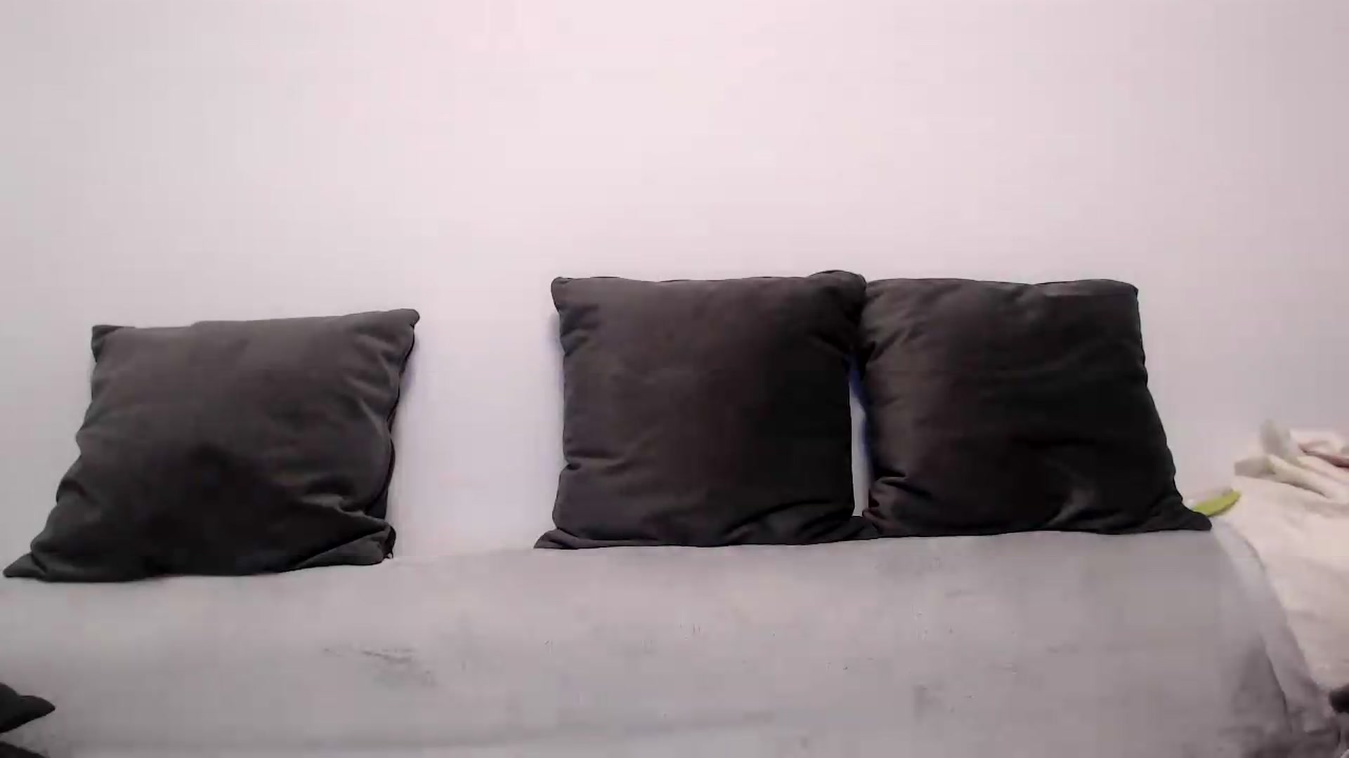 Gallery image thumbnail from BdayDivinna's myfreecams stream on, 06/02/2026, 01:06 image 13 of 20