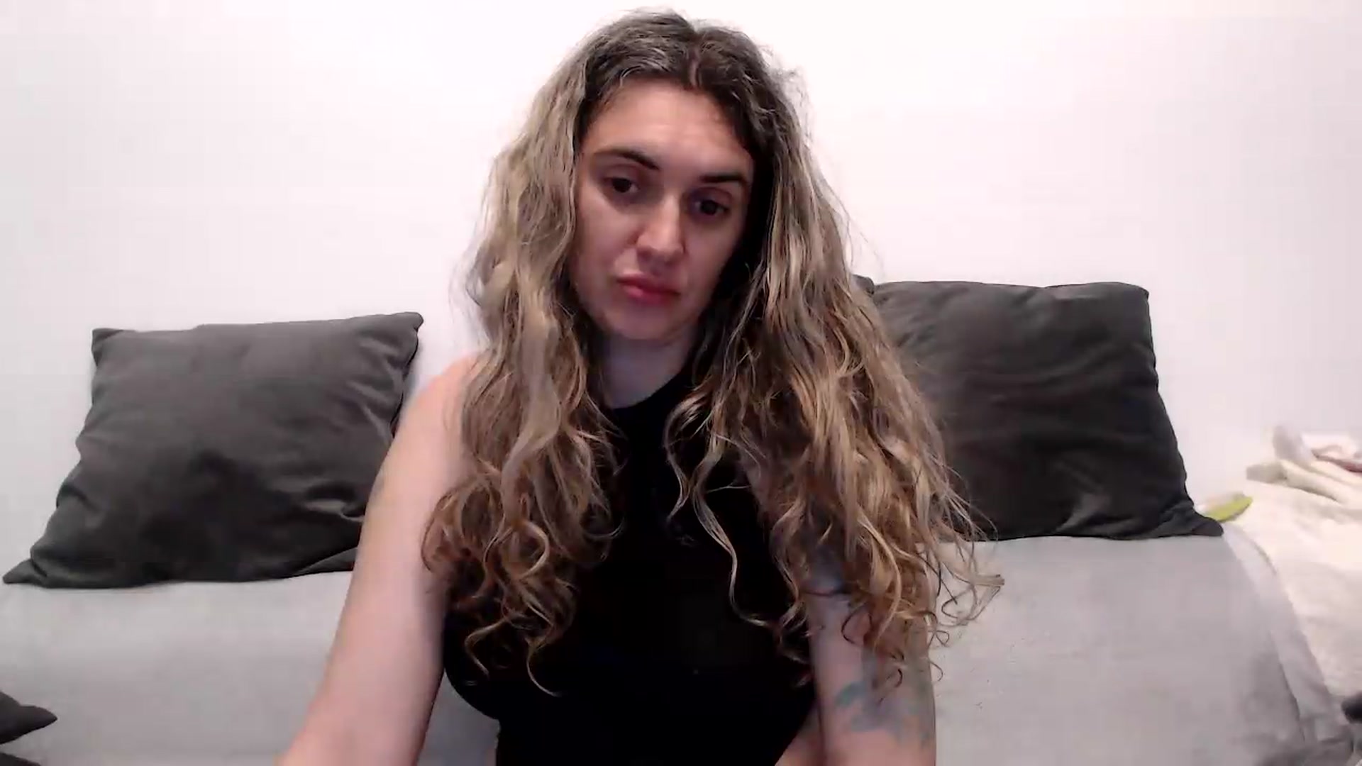 Gallery image thumbnail from BdayDivinna's myfreecams stream on, 06/02/2026, 01:06 image 9 of 20