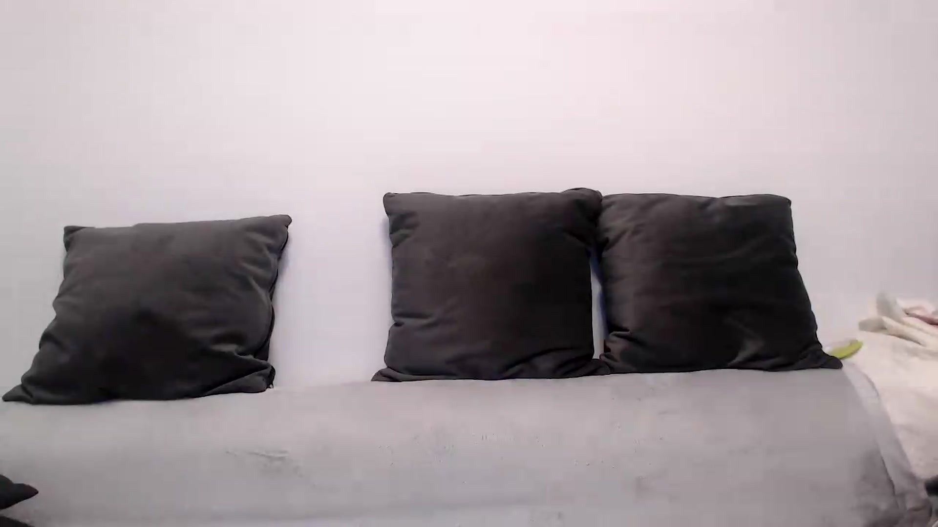 Gallery image thumbnail from BdayDivinna's myfreecams stream on, 06/02/2026, 01:06 image 14 of 20