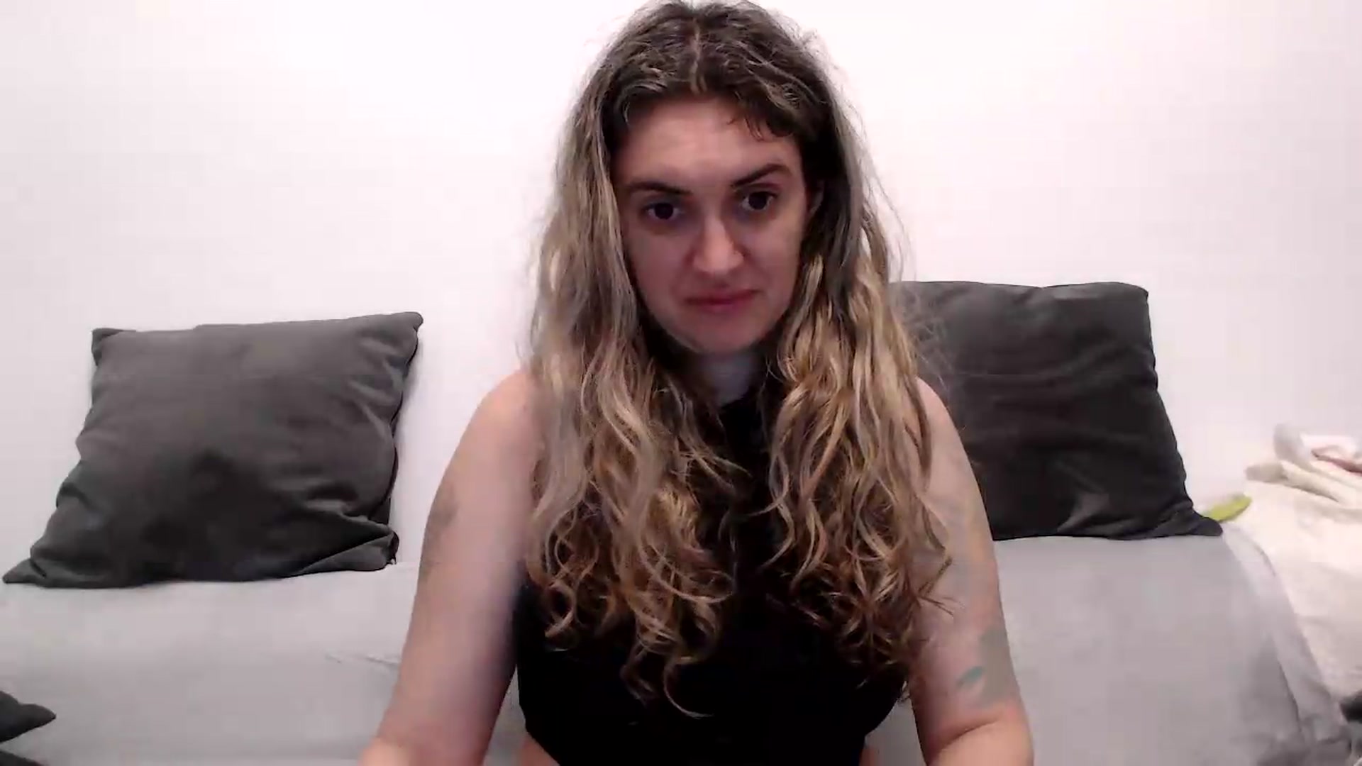 Gallery image thumbnail from BdayDivinna's myfreecams stream on, 06/02/2026, 01:06 image 18 of 20