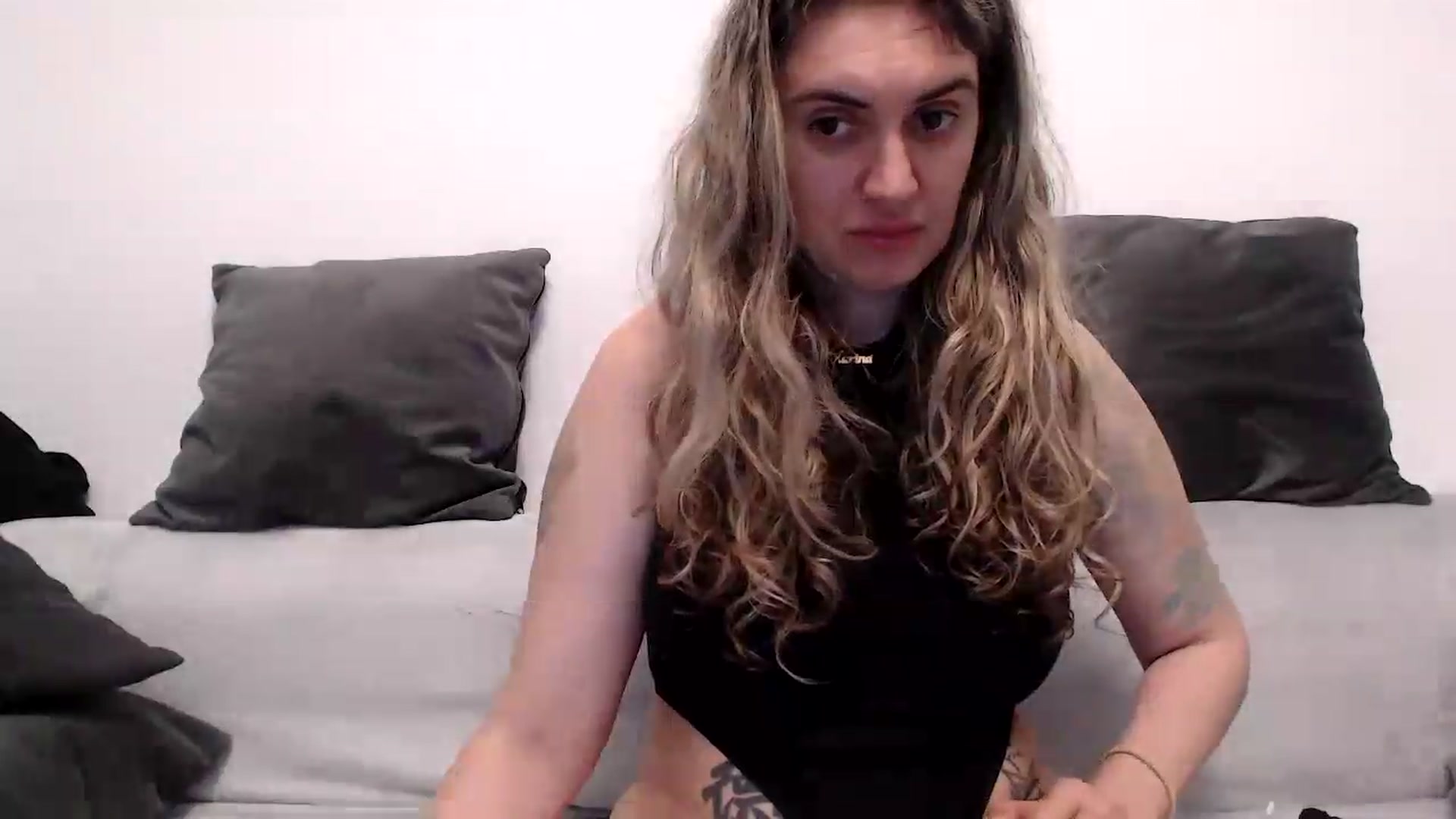 Gallery image thumbnail from BdayDivinna's myfreecams stream on, 06/02/2026, 01:06 image 19 of 20