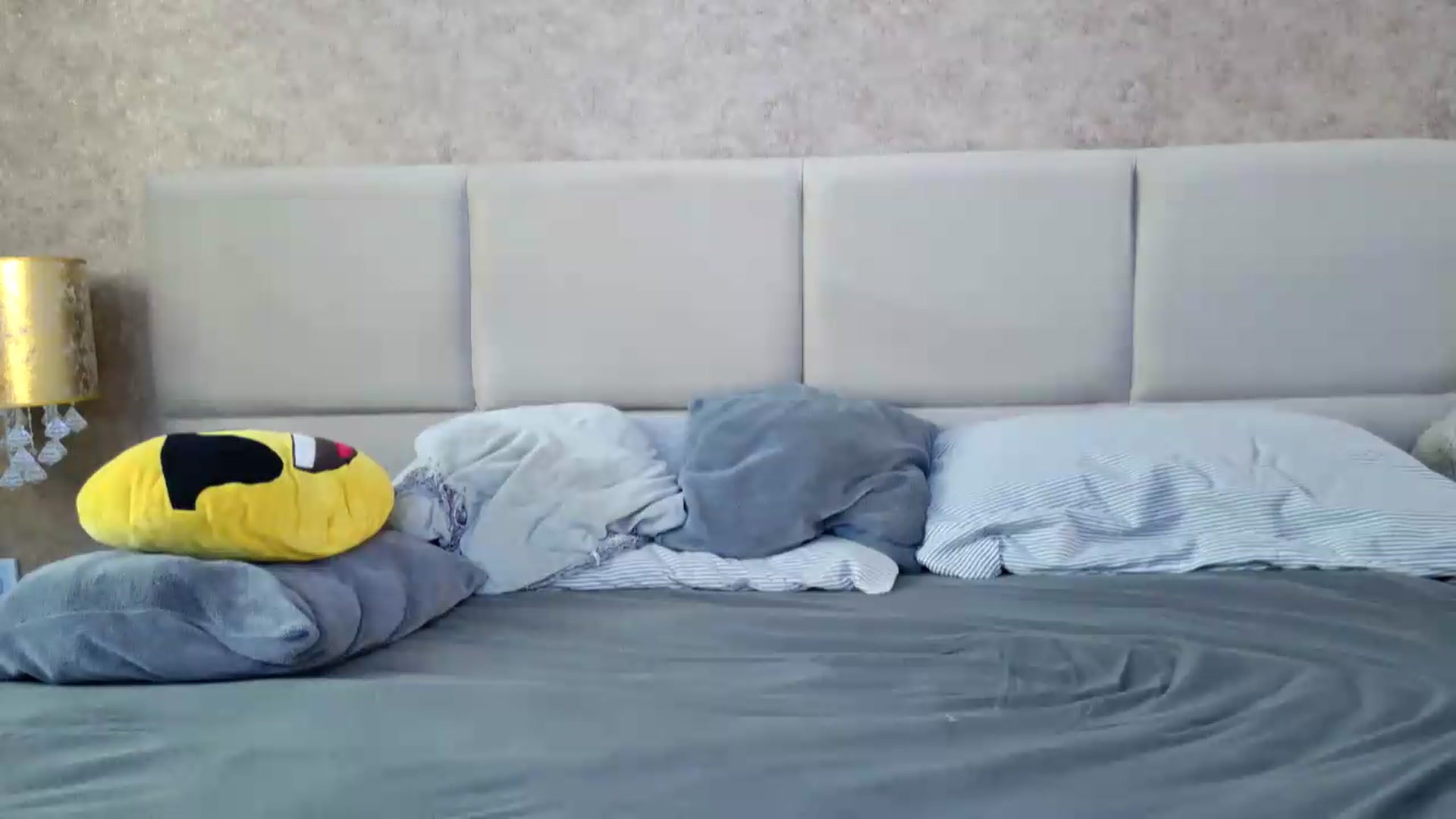 Gallery image thumbnail from BdayDivinna's myfreecams stream on, 06/10/2026, 05:07 image 7 of 20