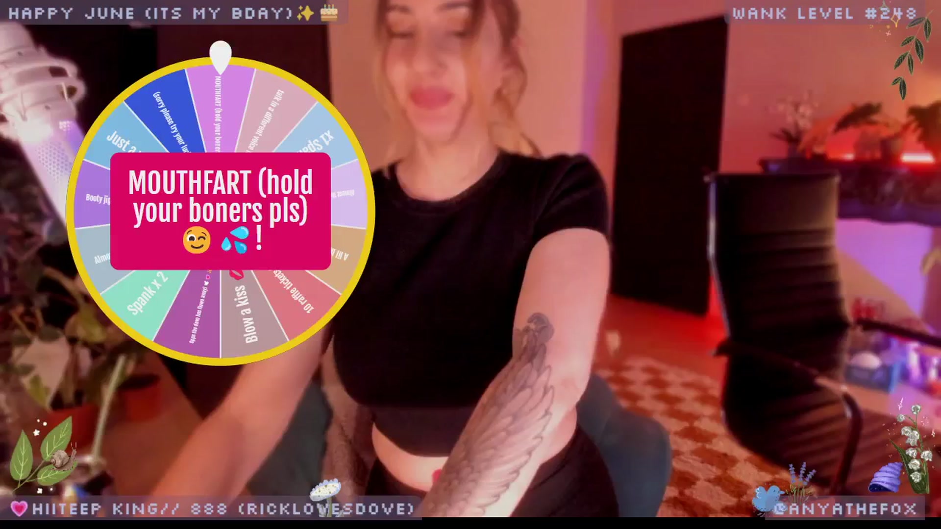 Gallery image thumbnail from BdayDove's myfreecams stream on, 06/08/2025, 08:37 image 16 of 20