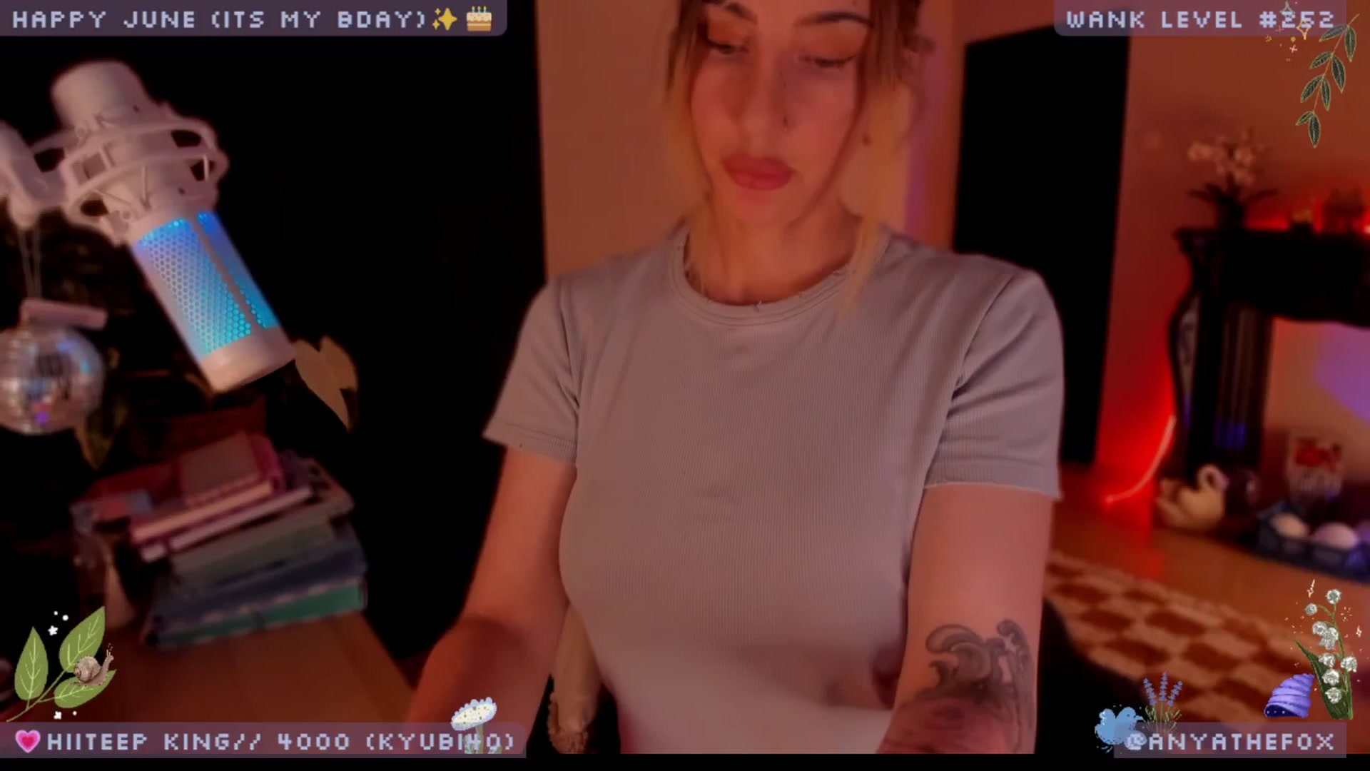 Gallery image thumbnail from BdayDove's myfreecams stream on, 06/12/2025, 09:35 image 7 of 20