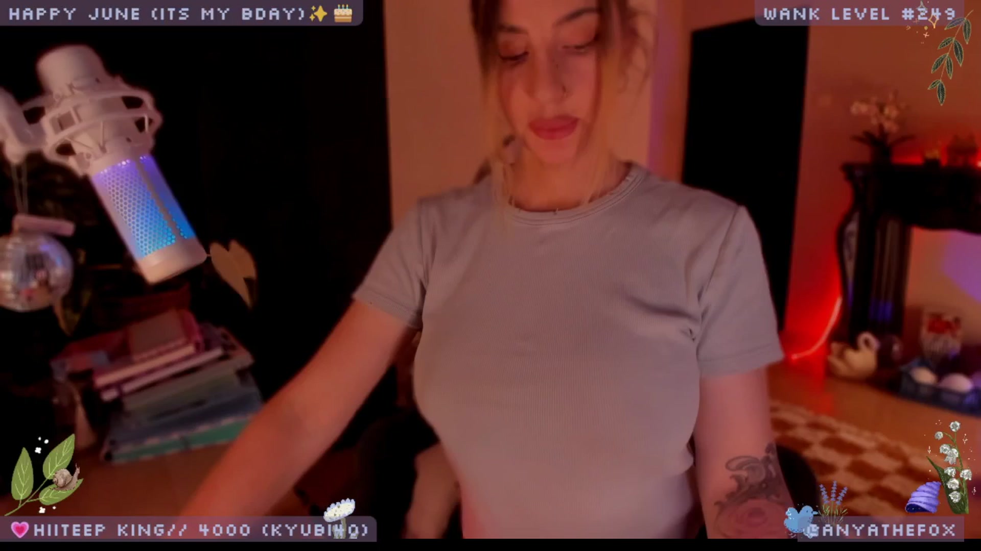 Gallery image thumbnail from BdayDove's myfreecams stream on, 06/12/2025, 09:35 image 19 of 20