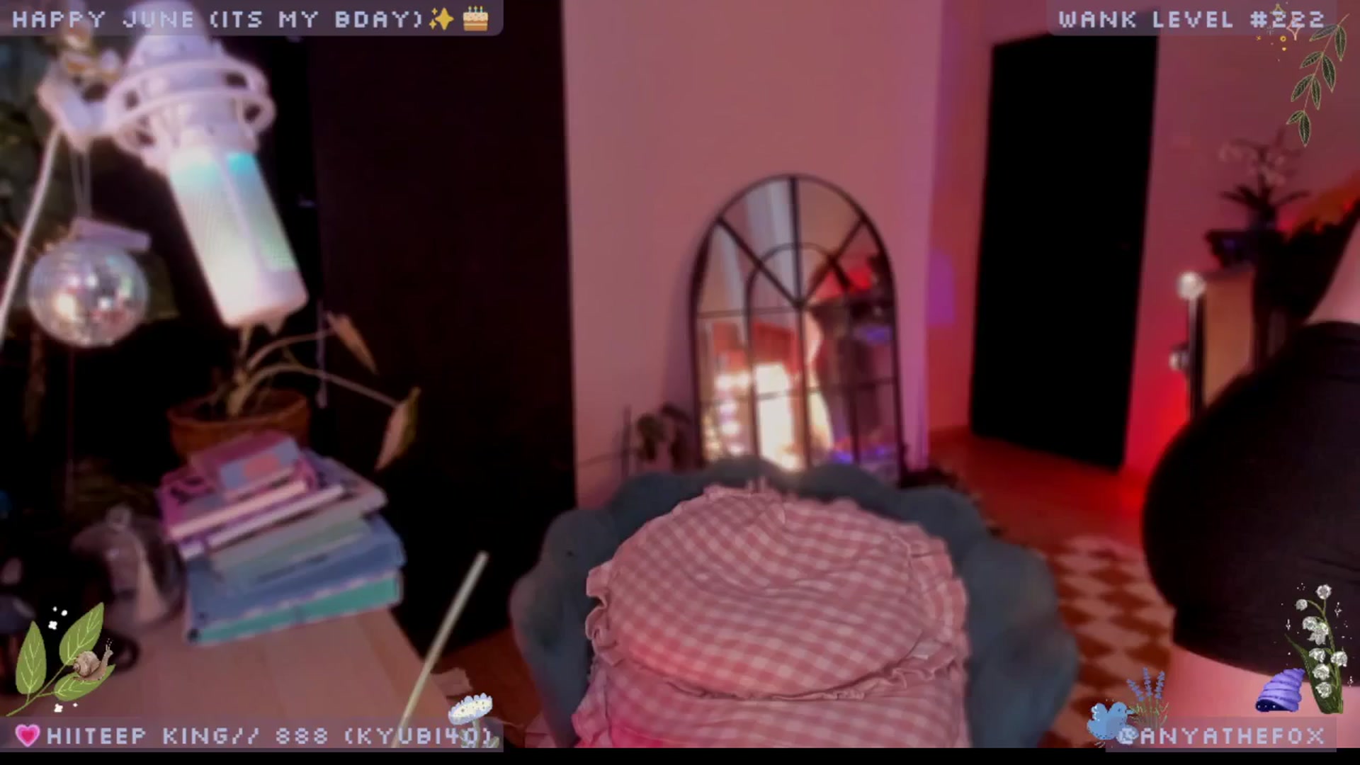 Gallery image thumbnail from BdayDove's myfreecams stream on, 06/15/2025, 09:46 image 2 of 20