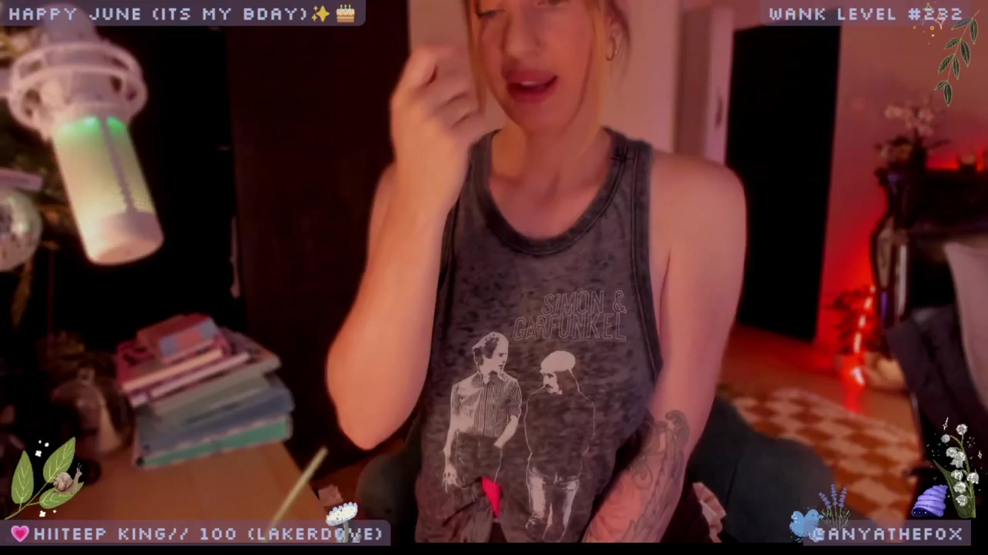 Gallery image thumbnail from BdayDove's myfreecams stream on, 06/16/2025, 08:41 image 4 of 20