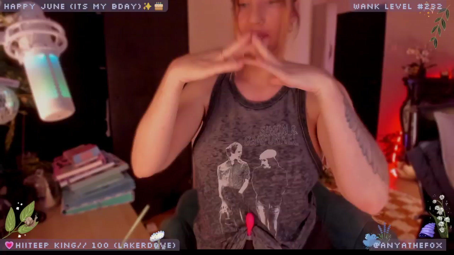 Gallery image thumbnail from BdayDove's myfreecams stream on, 06/16/2025, 08:41 image 3 of 20