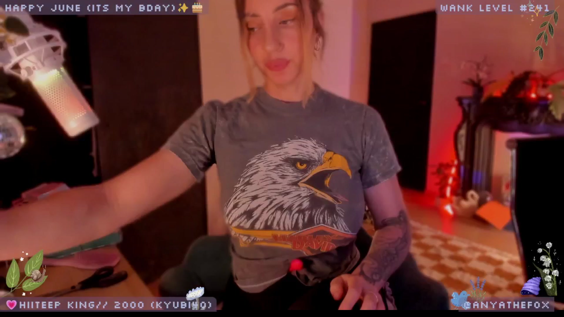 Gallery image thumbnail from BdayDove's myfreecams stream on, 06/20/2025, 09:01 image 16 of 20