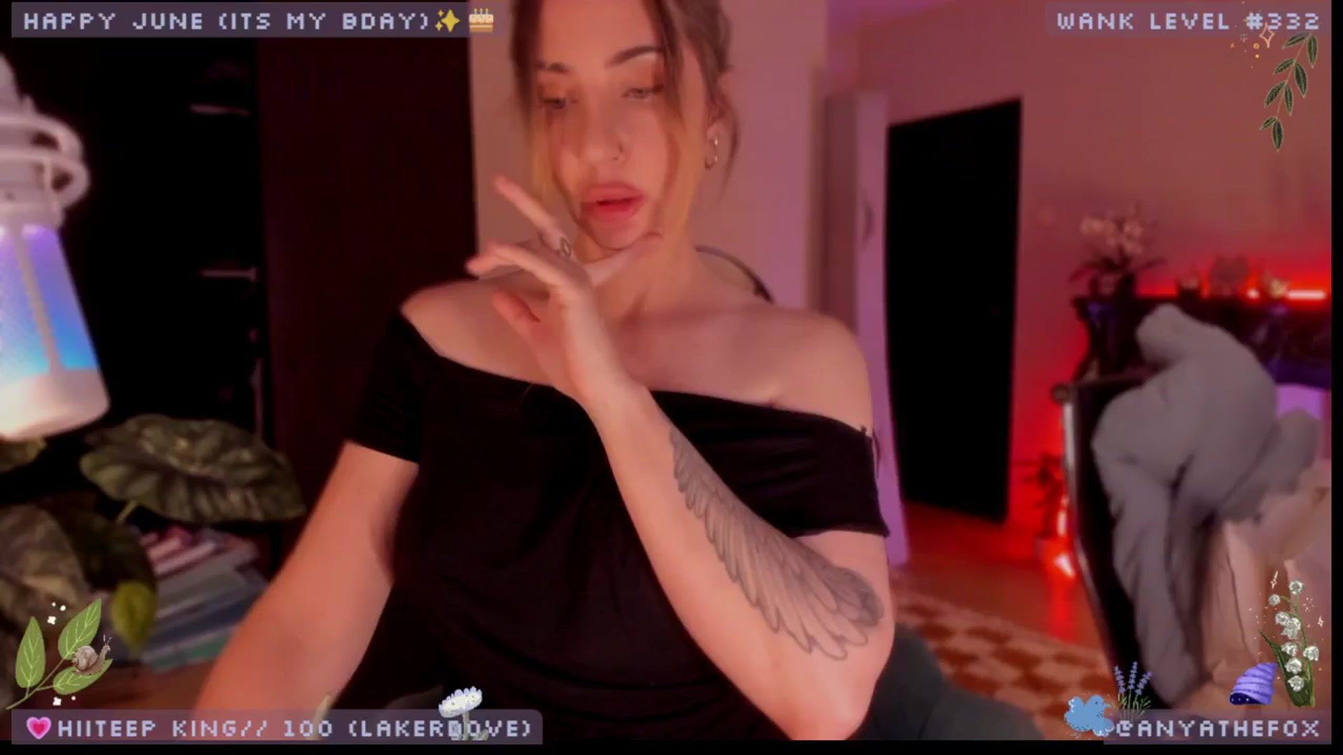 Gallery image thumbnail from BdayDove's myfreecams stream on, 06/25/2025, 08:34 image 13 of 20